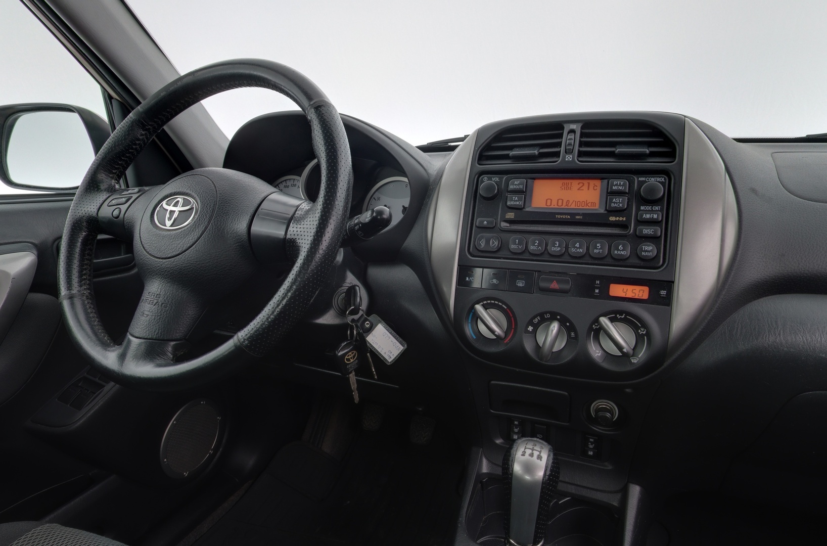 TOYOTA RAV4 2004
