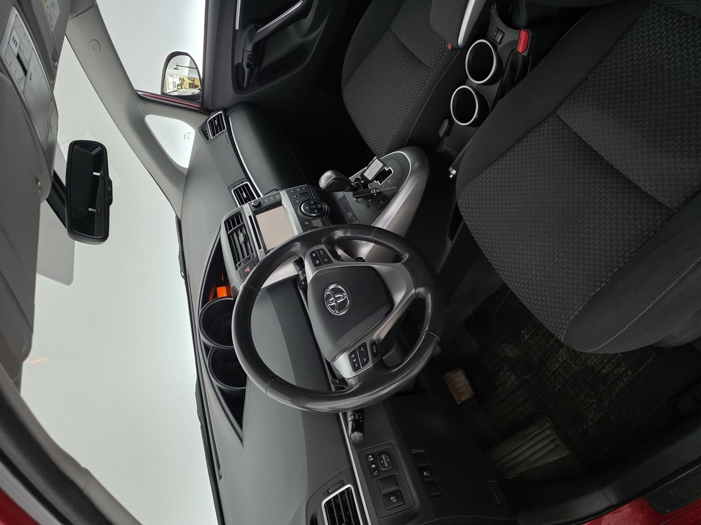 TOYOTA Verso 2013