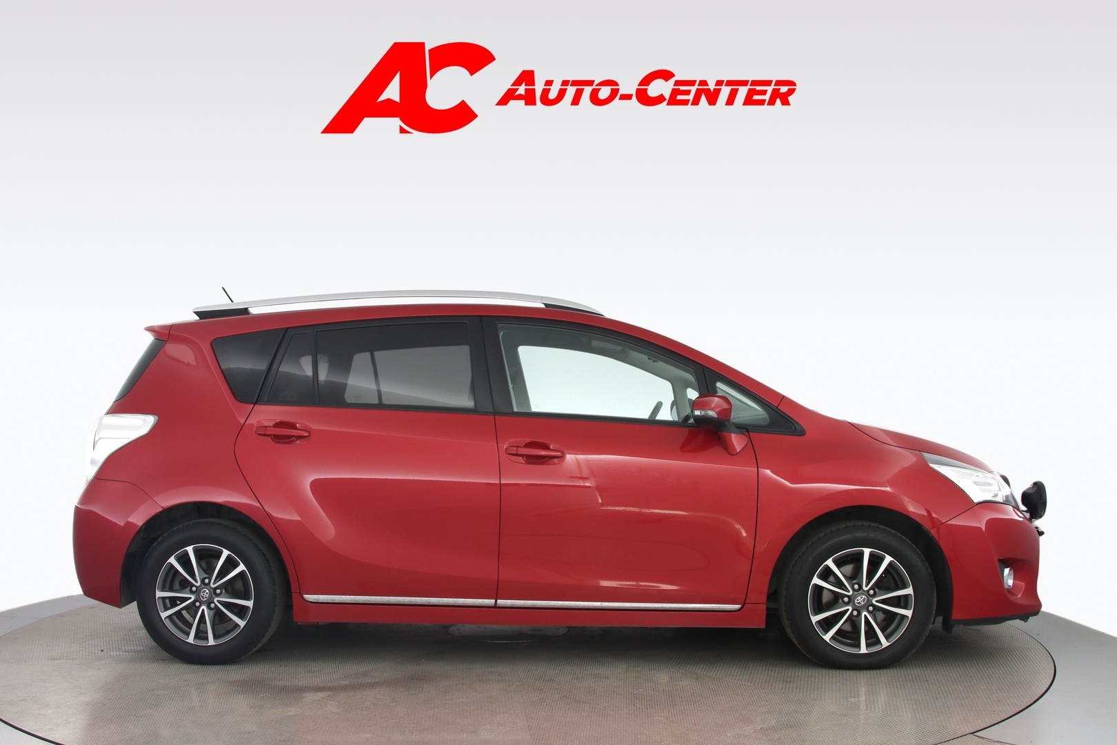 TOYOTA Verso 2013