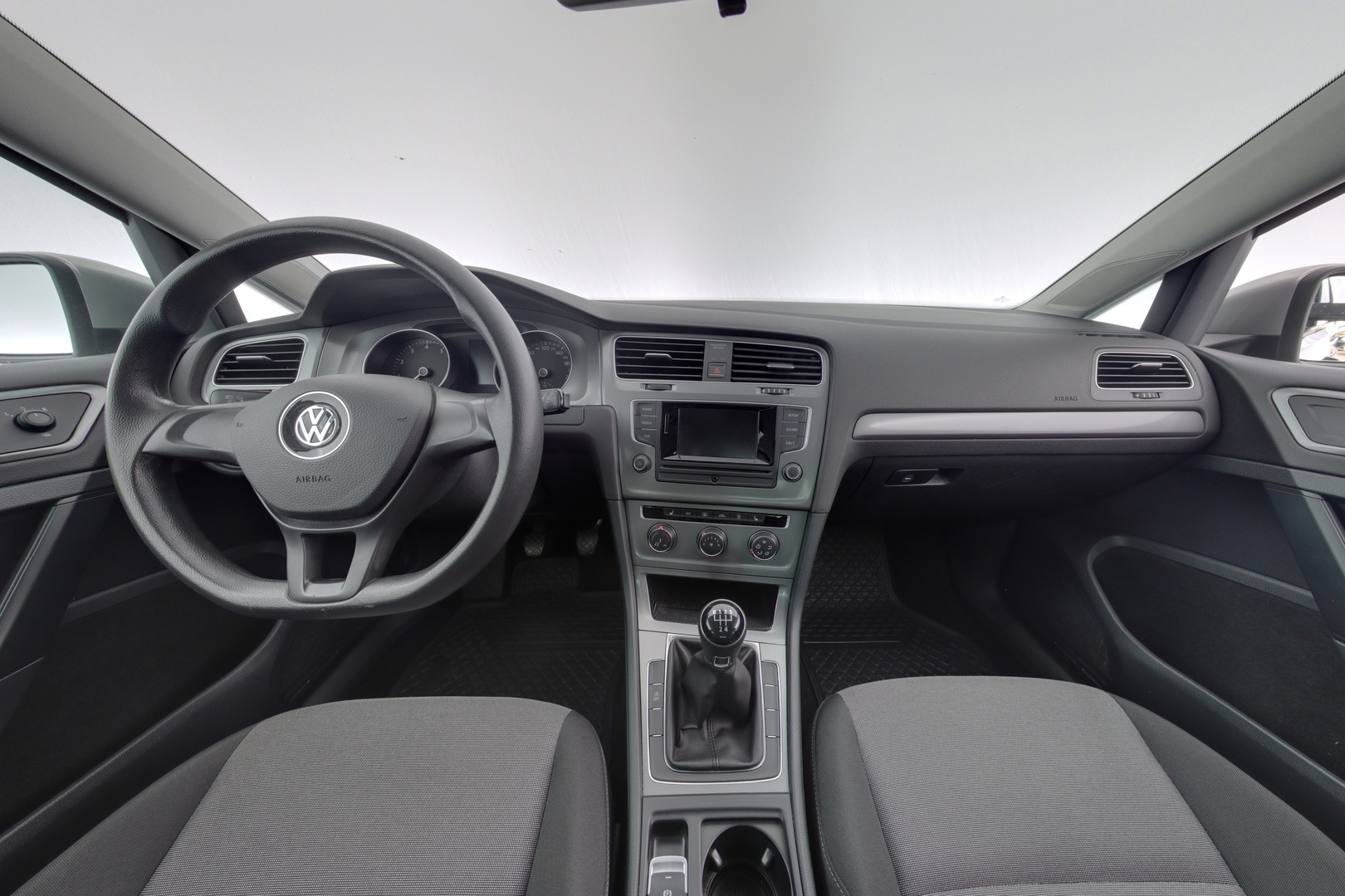 VOLKSWAGEN Golf 2015