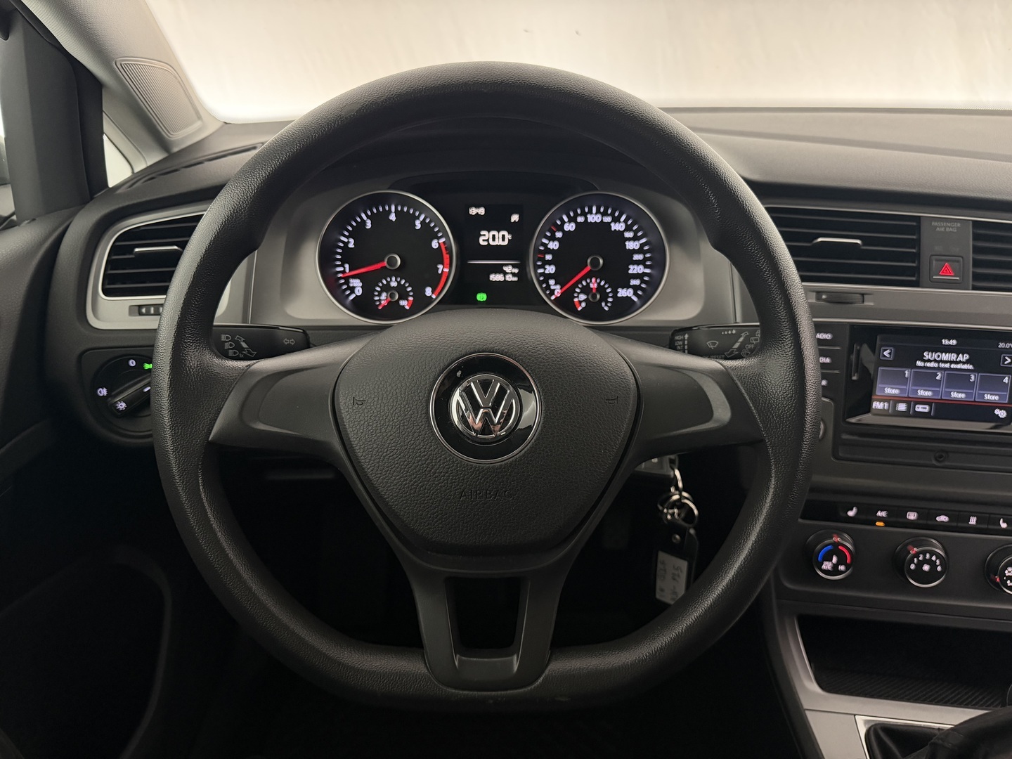 VOLKSWAGEN Golf 2015