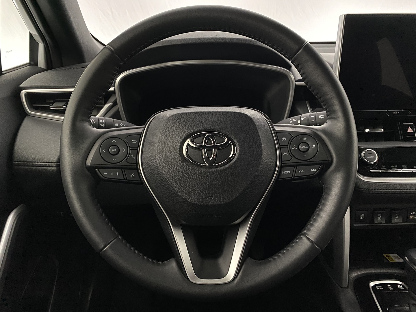 TOYOTA Corolla Cross 2022