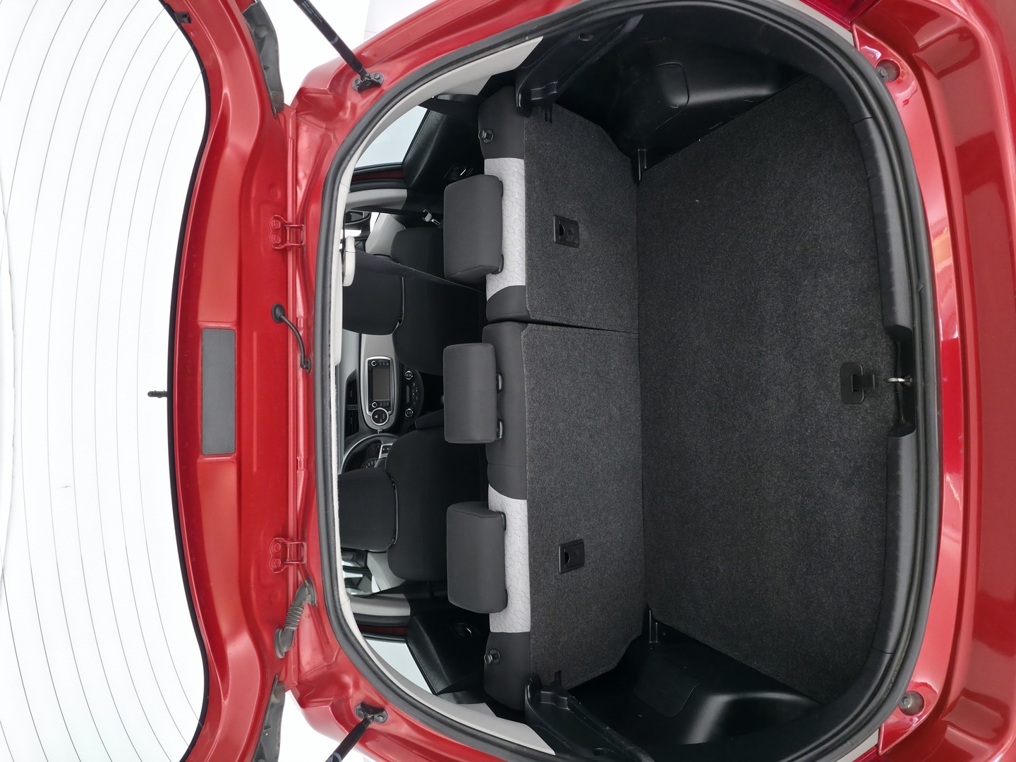 TOYOTA Yaris 2013
