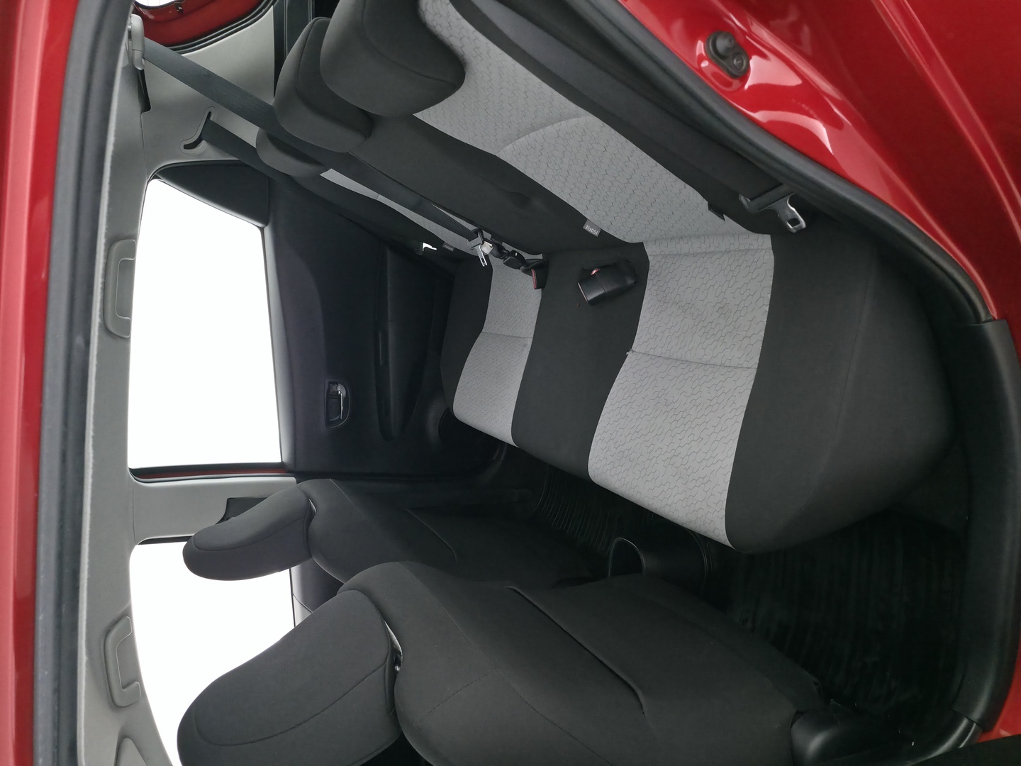 TOYOTA Yaris 2013