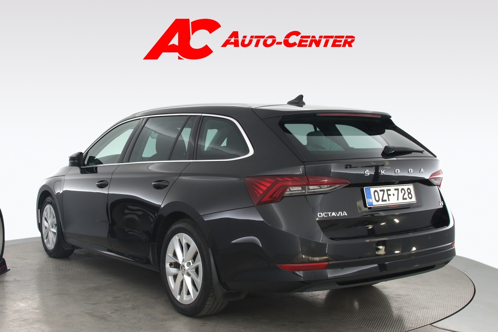 SKODA Octavia 2021