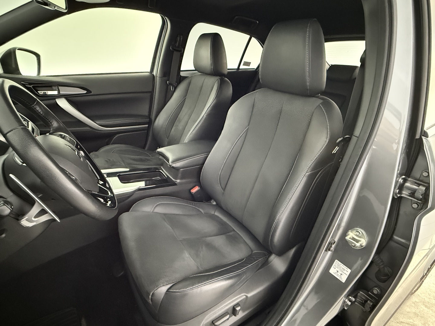 MITSUBISHI Eclipse Cross 2023
