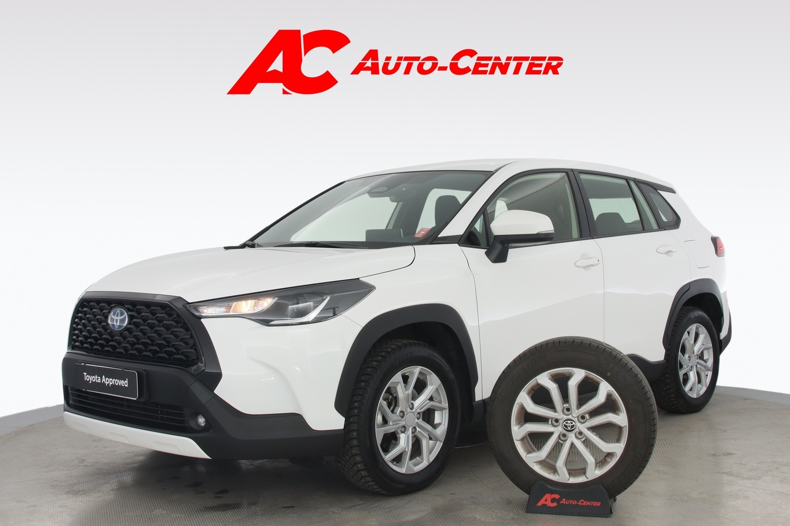 TOYOTA Corolla Cross 2024