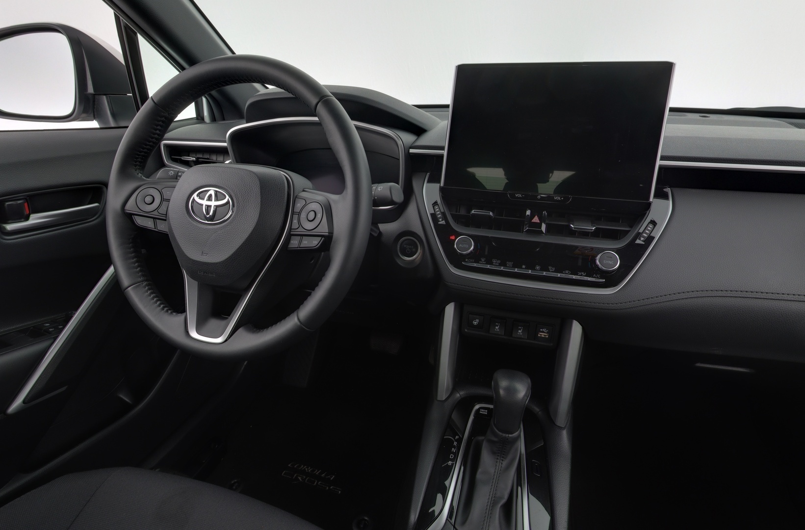 TOYOTA Corolla Cross 2024