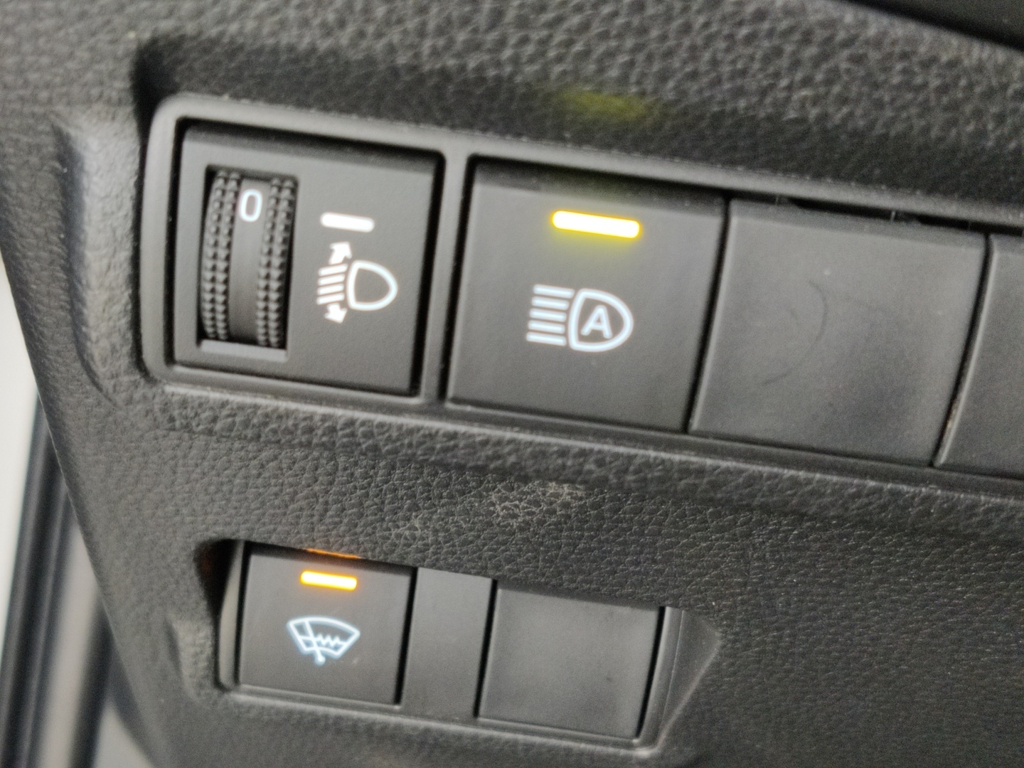 TOYOTA Corolla Cross 2024