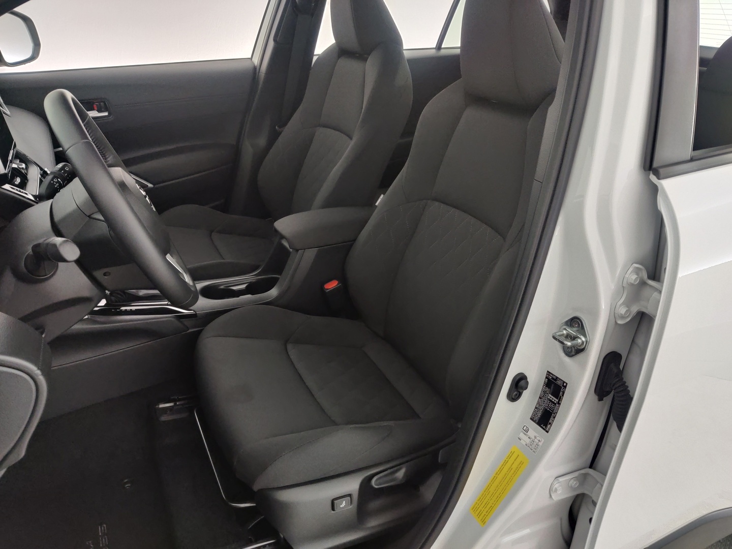 TOYOTA Corolla Cross 2024