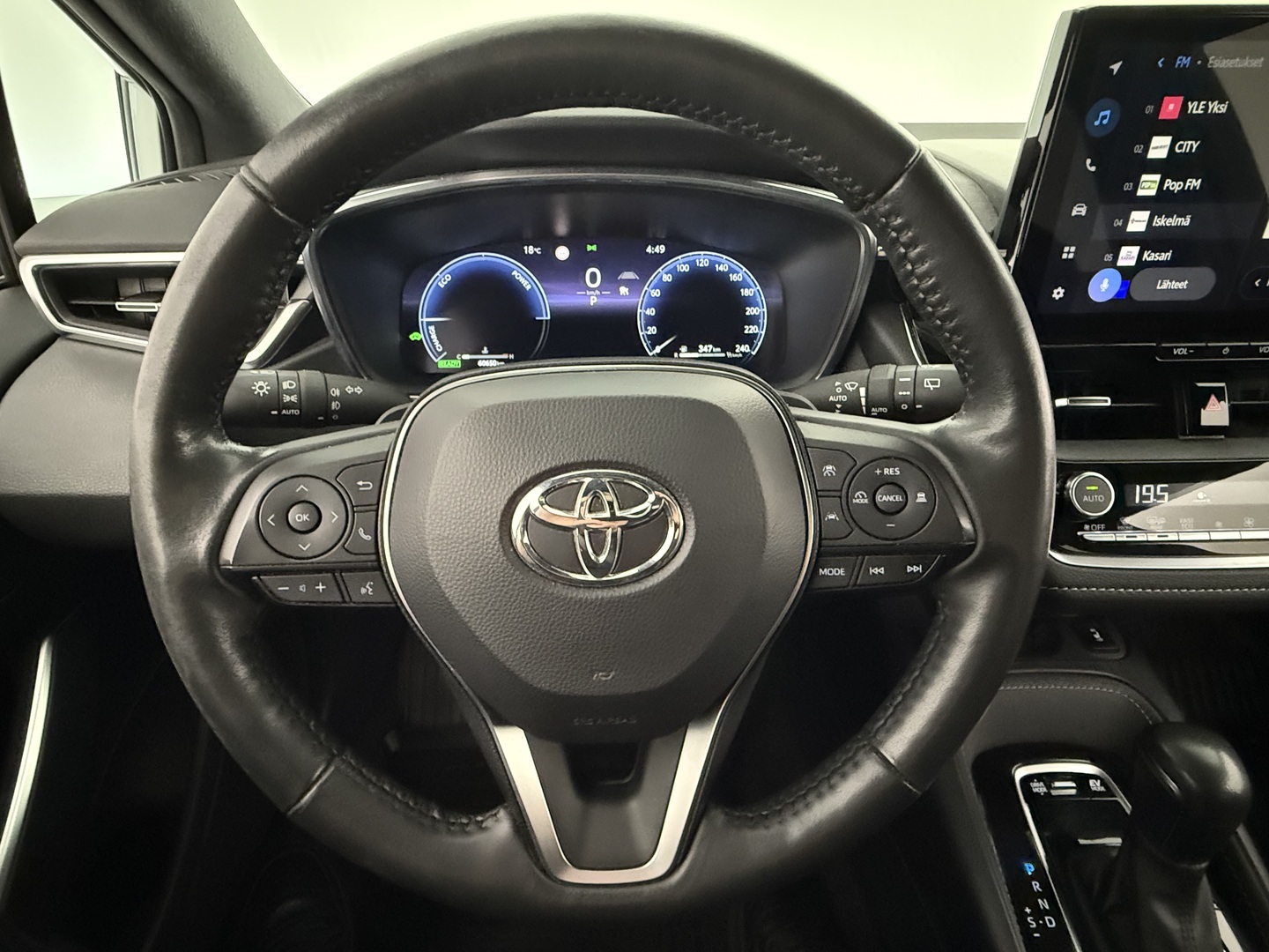 TOYOTA Corolla 2024