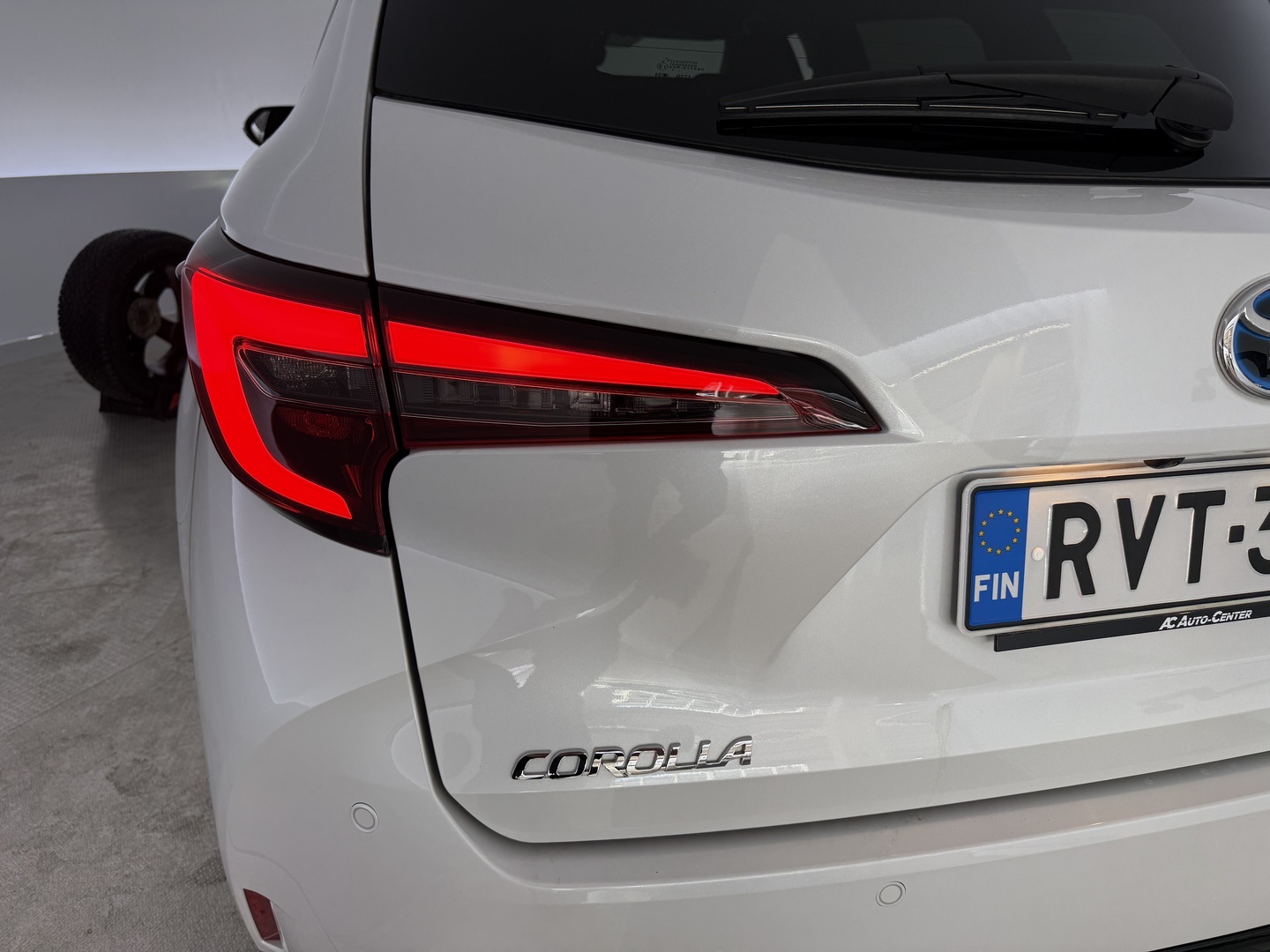 TOYOTA Corolla 2024