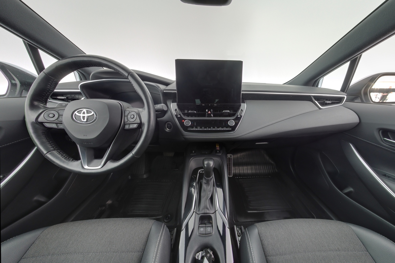 TOYOTA Corolla 2024