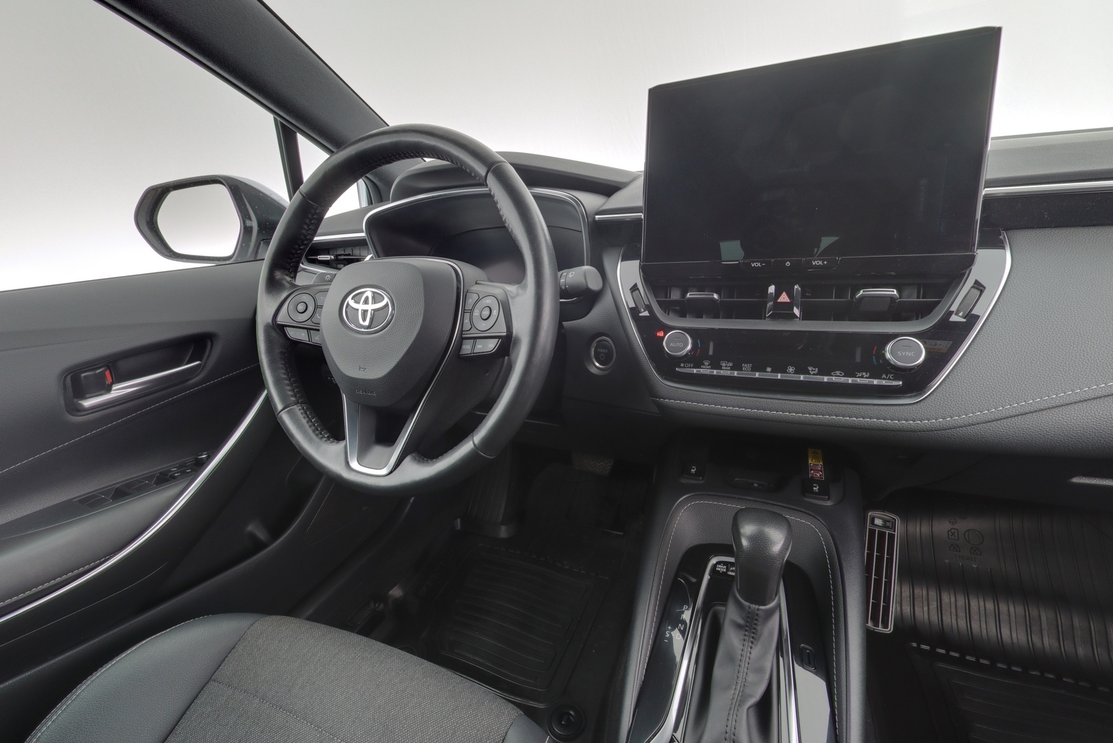 TOYOTA Corolla 2024