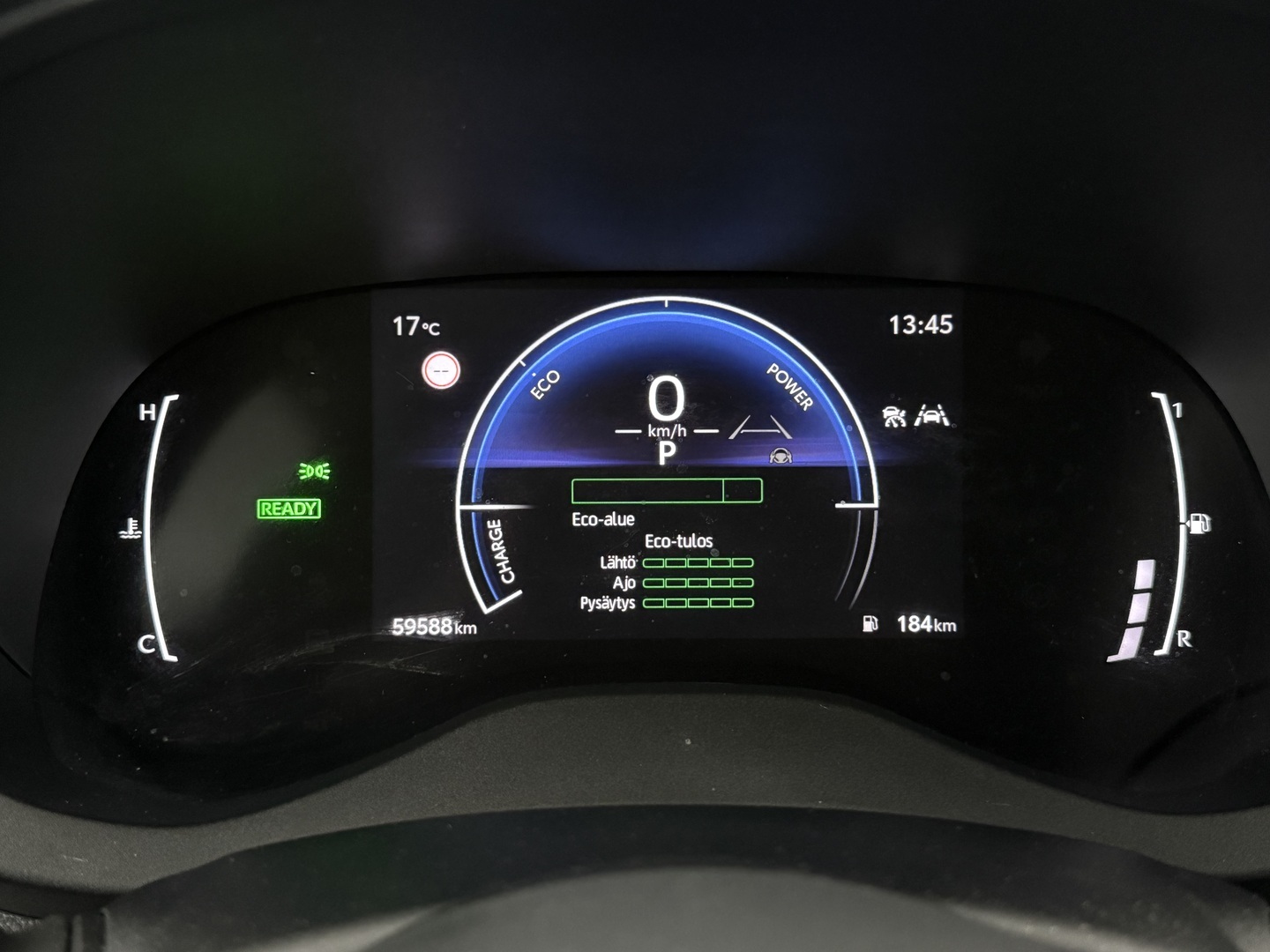 TOYOTA Yaris 2024