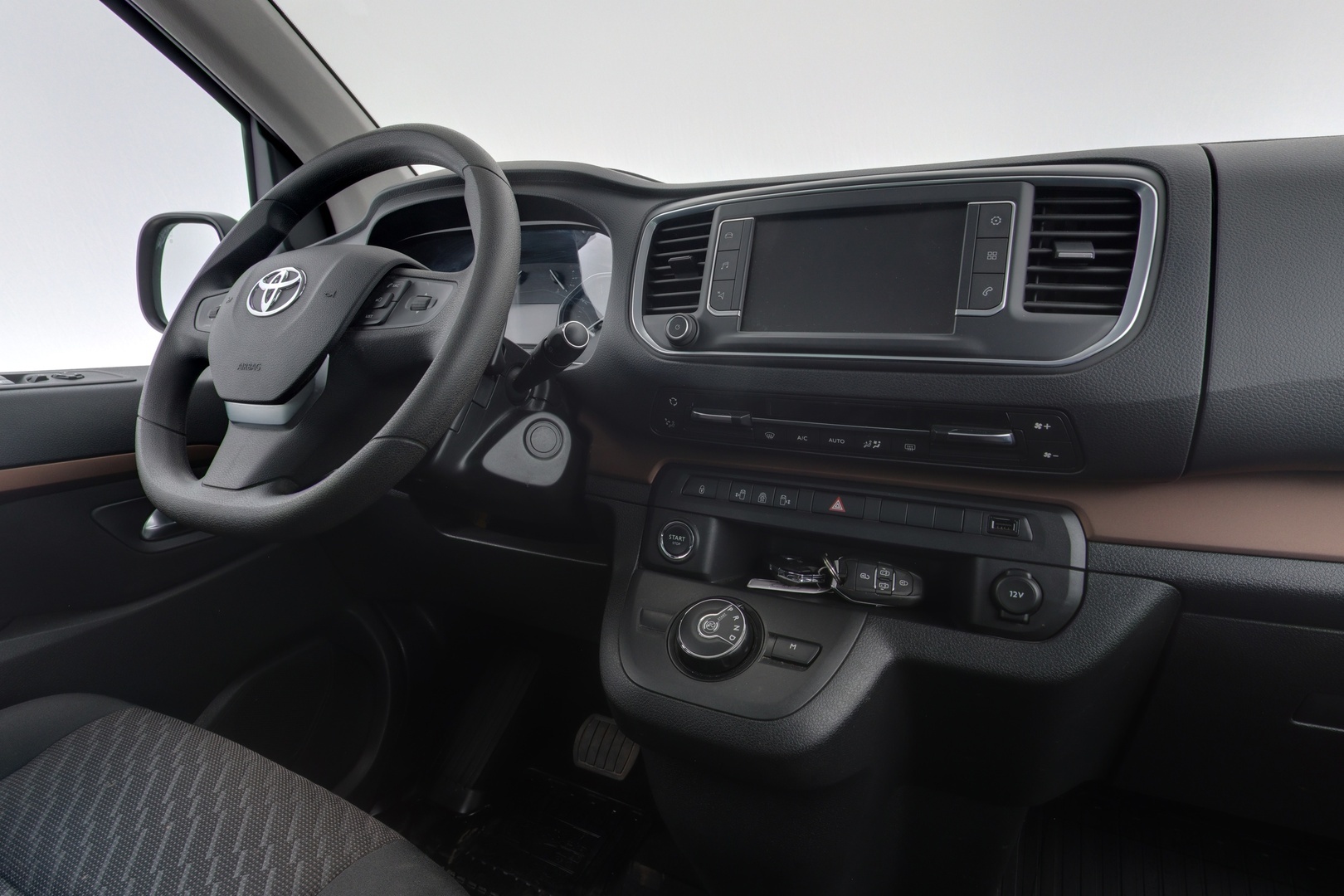 TOYOTA Proace Verso 2017