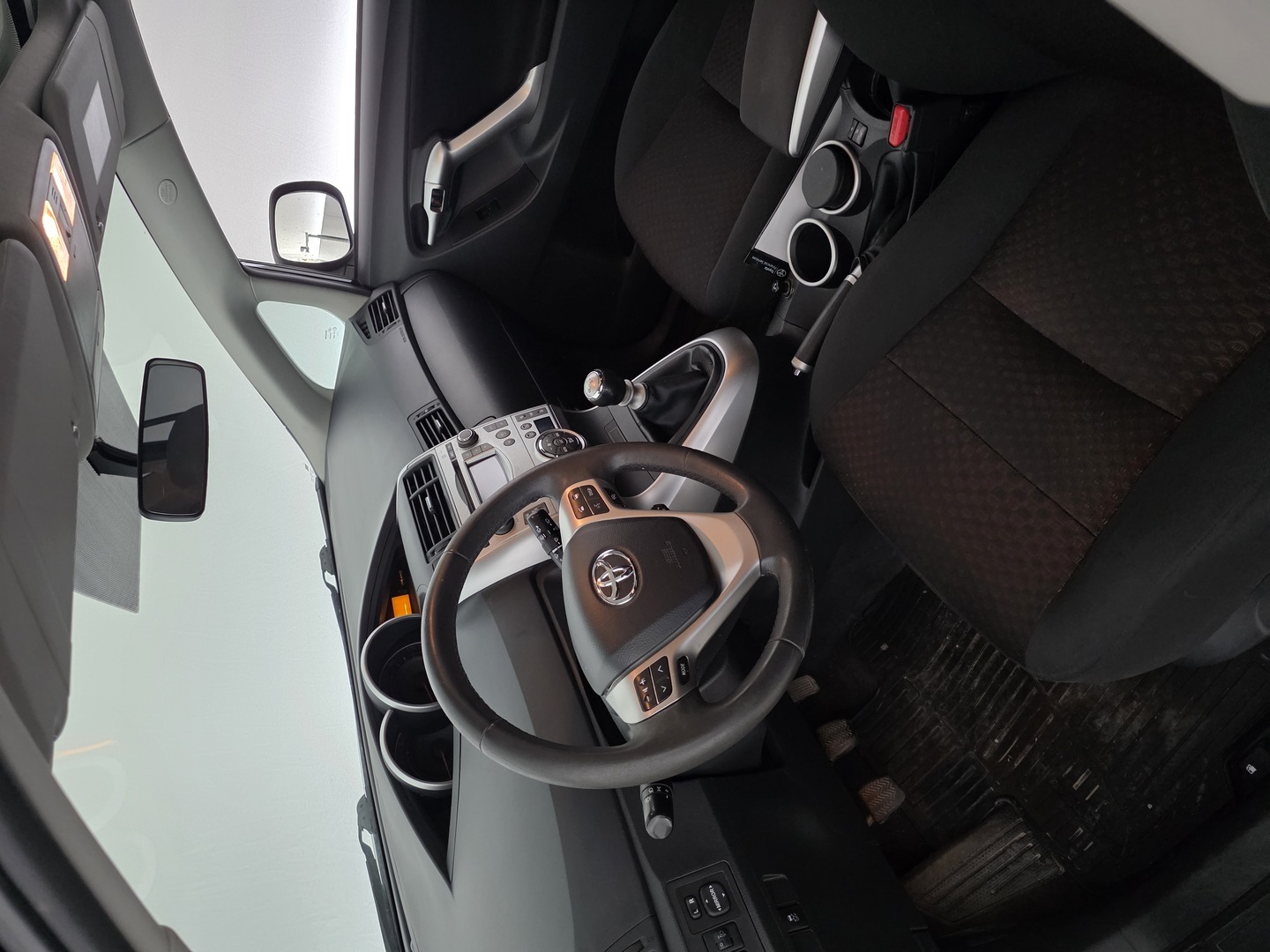 TOYOTA Verso 2011