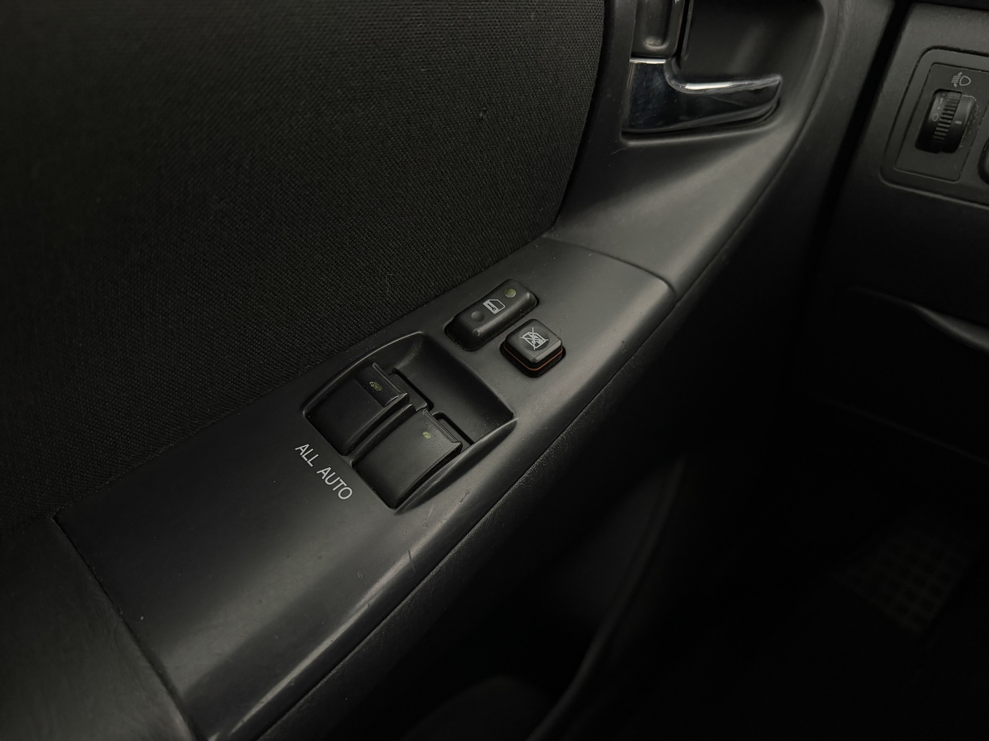 TOYOTA Corolla 2007