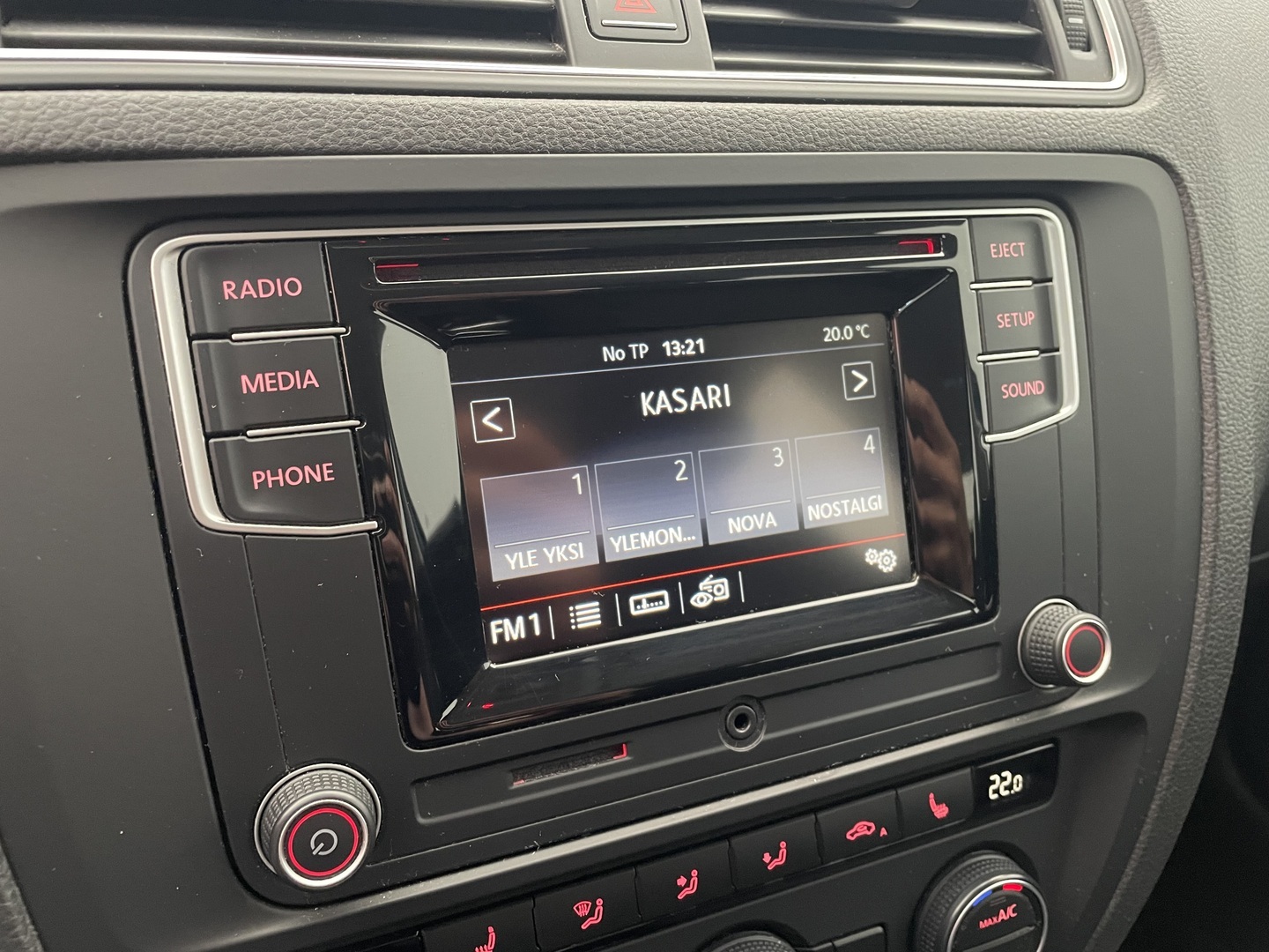 VOLKSWAGEN Jetta 2017