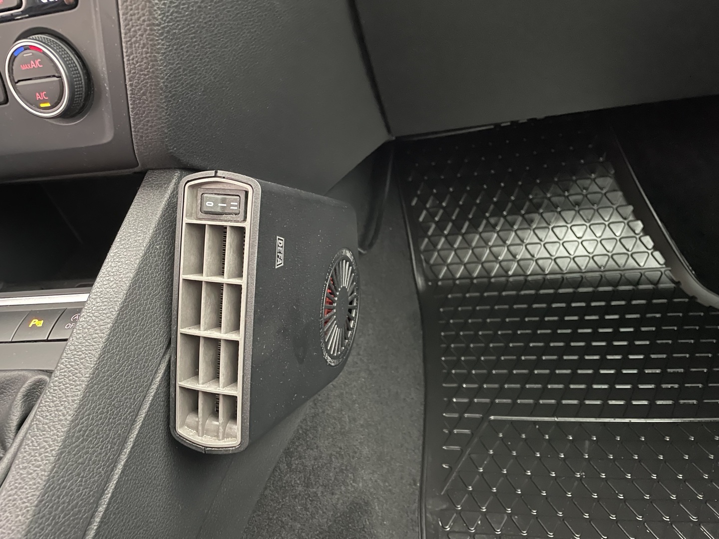 VOLKSWAGEN Jetta 2017