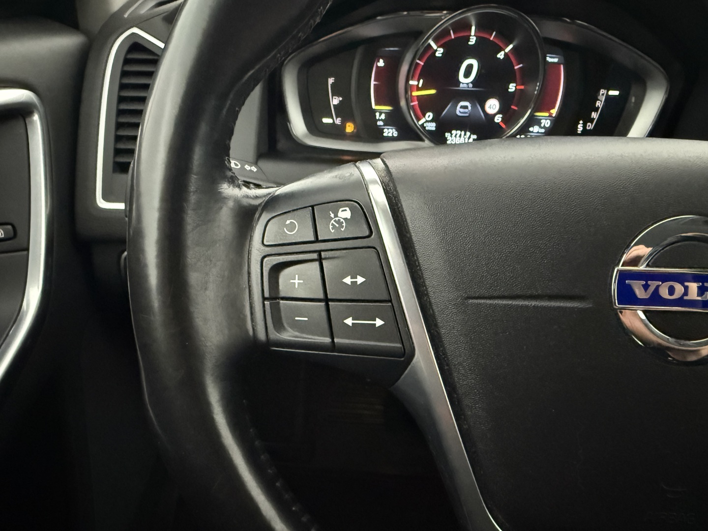 VOLVO XC60 2014