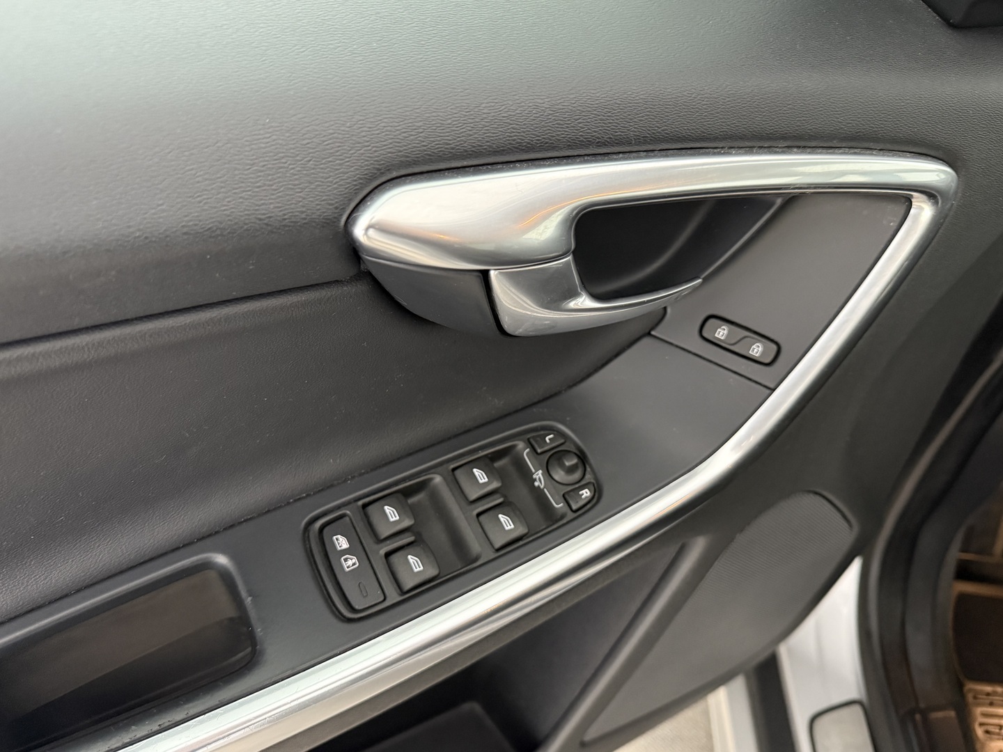 VOLVO XC60 2014