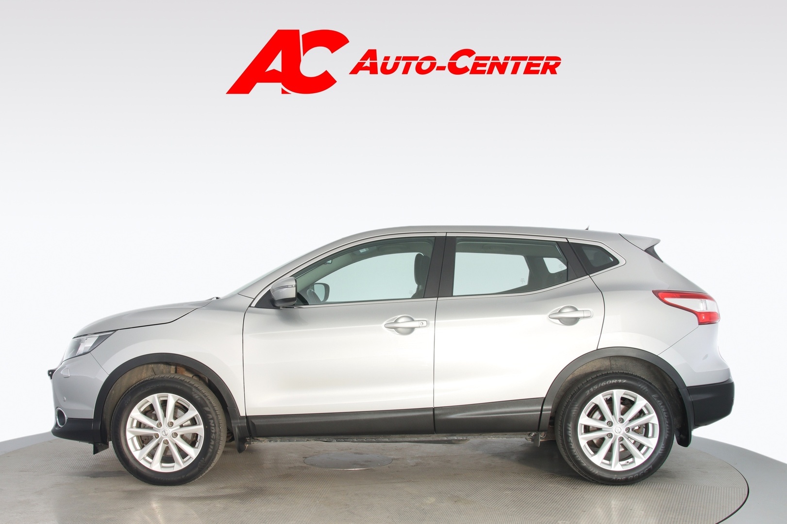 NISSAN Qashqai 2015