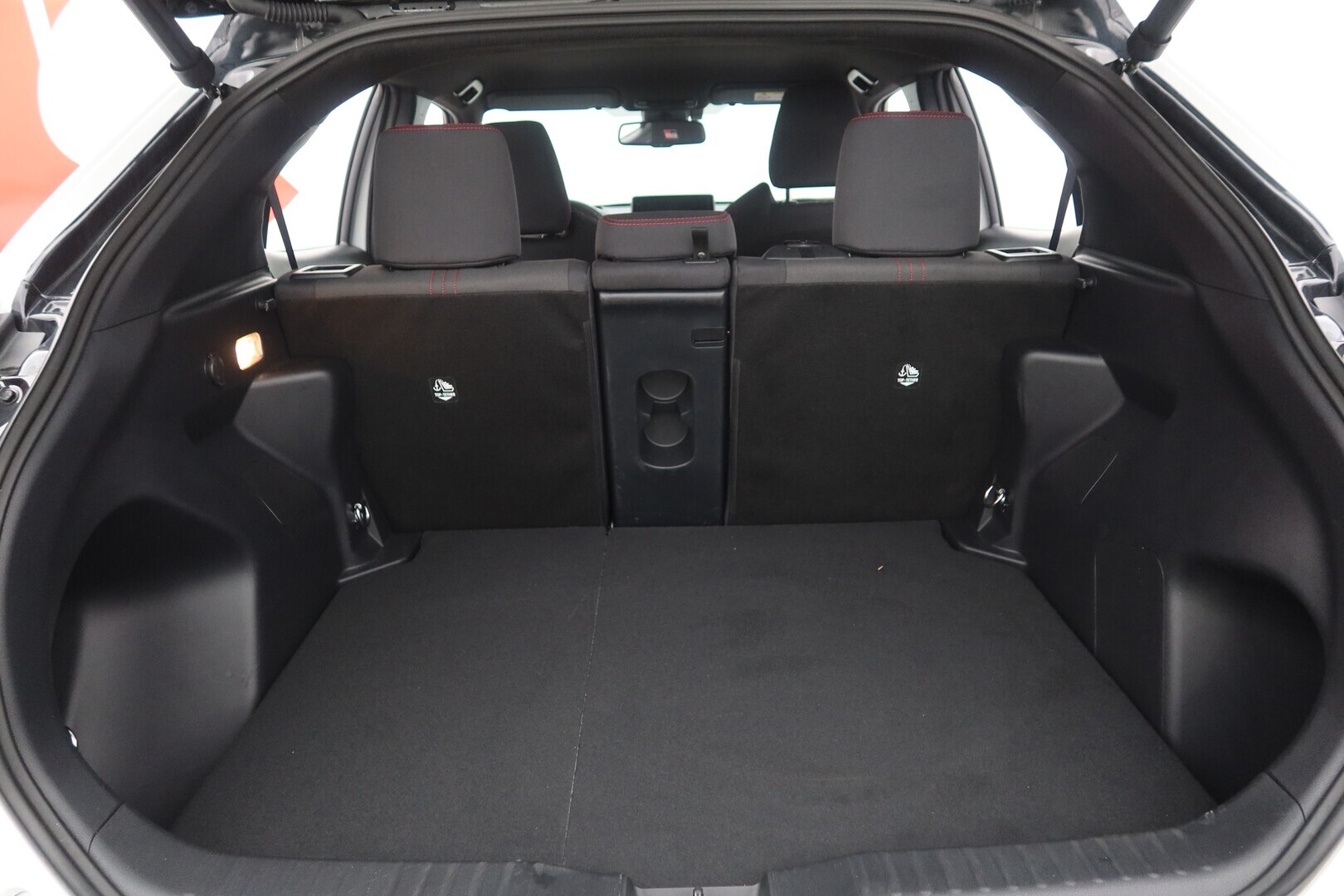 TOYOTA Yaris Cross 2024