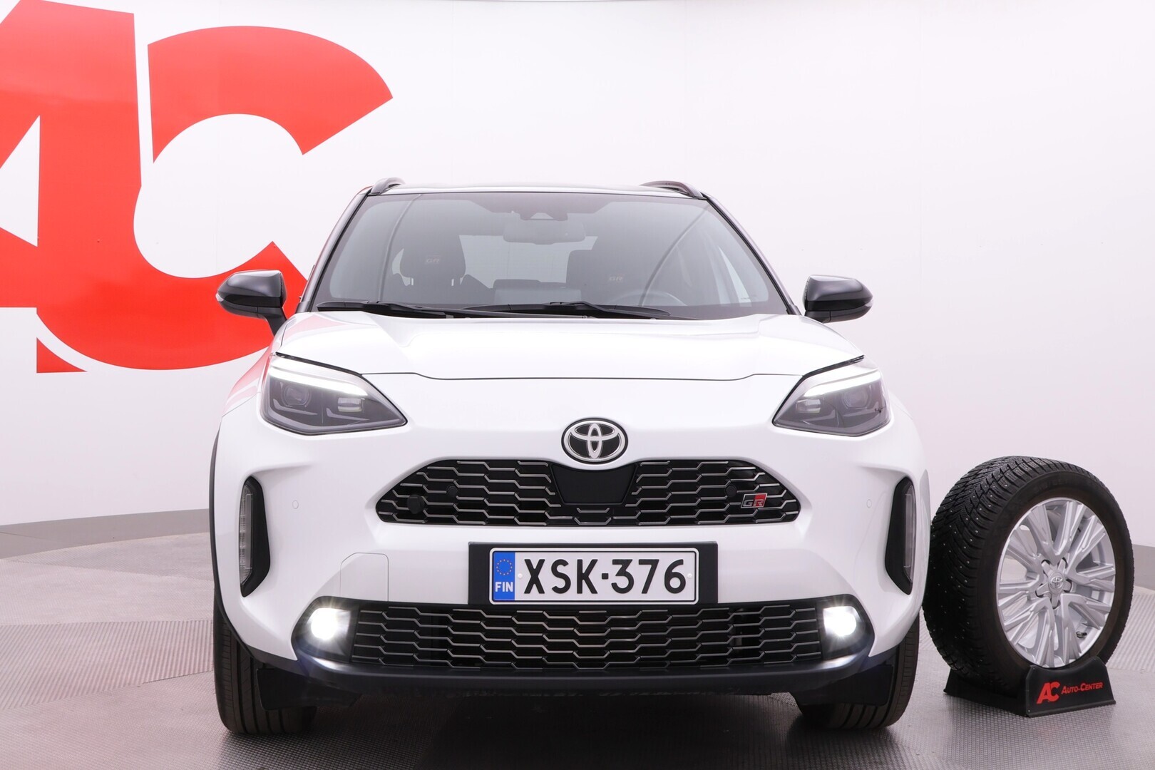 TOYOTA Yaris Cross 2024