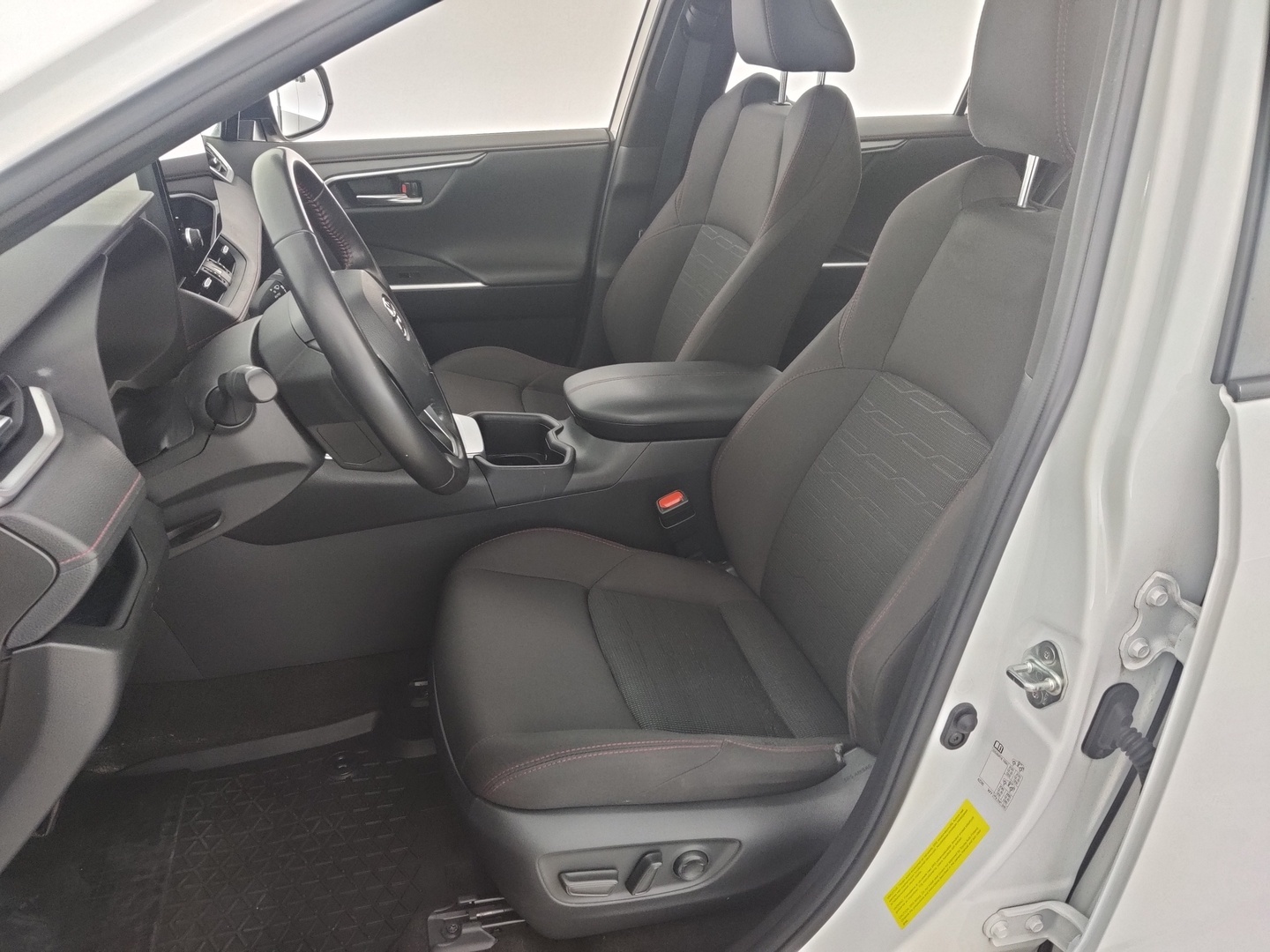 TOYOTA RAV4 Plug-in 2024
