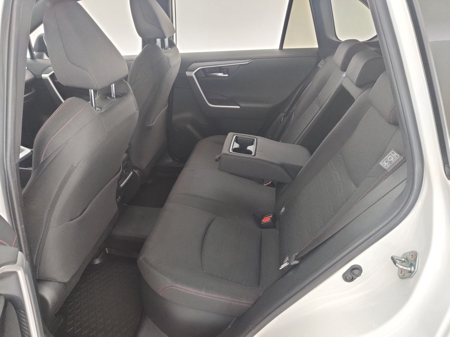 TOYOTA RAV4 Plug-in 2024