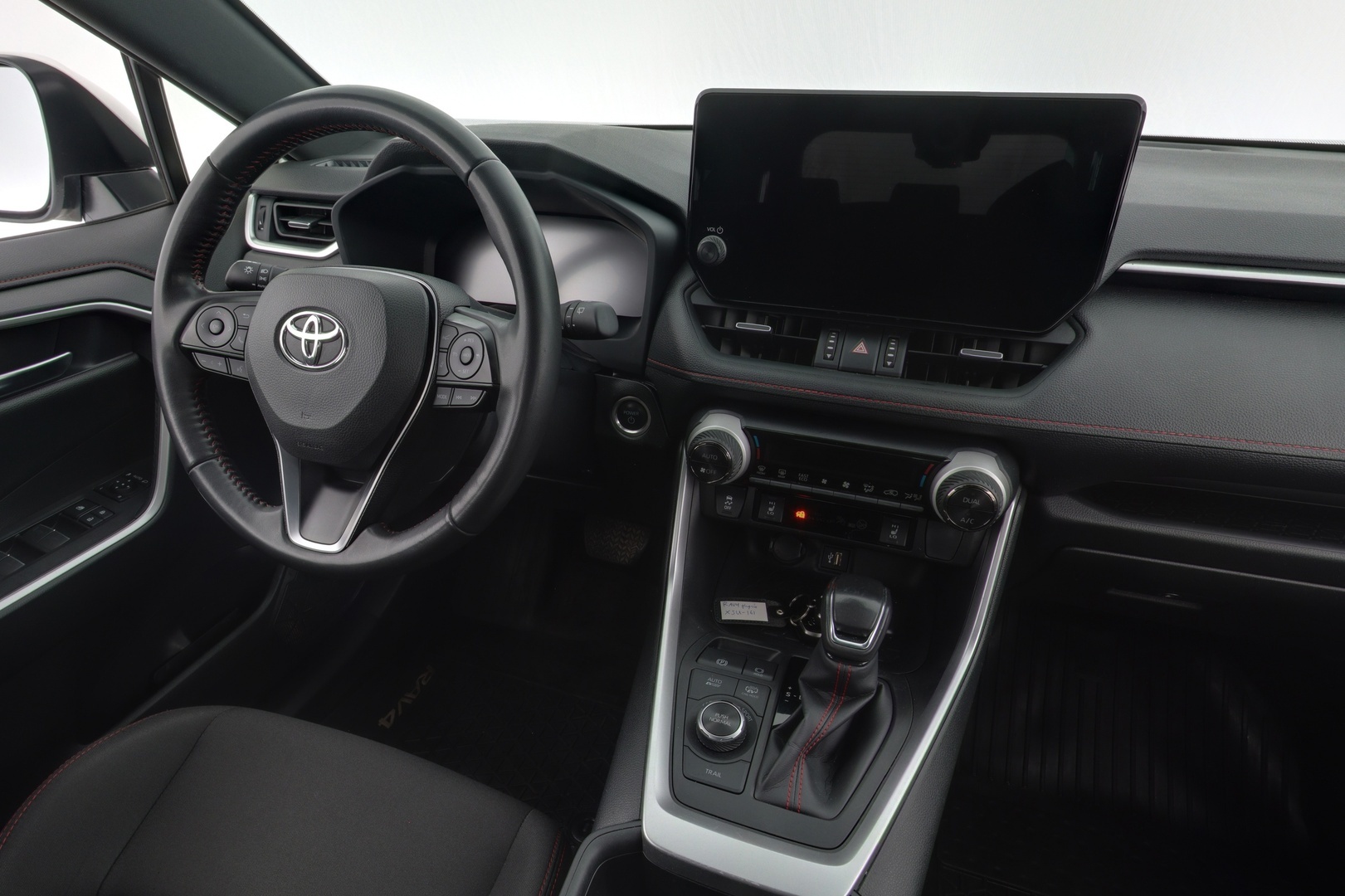 TOYOTA RAV4 Plug-in 2024
