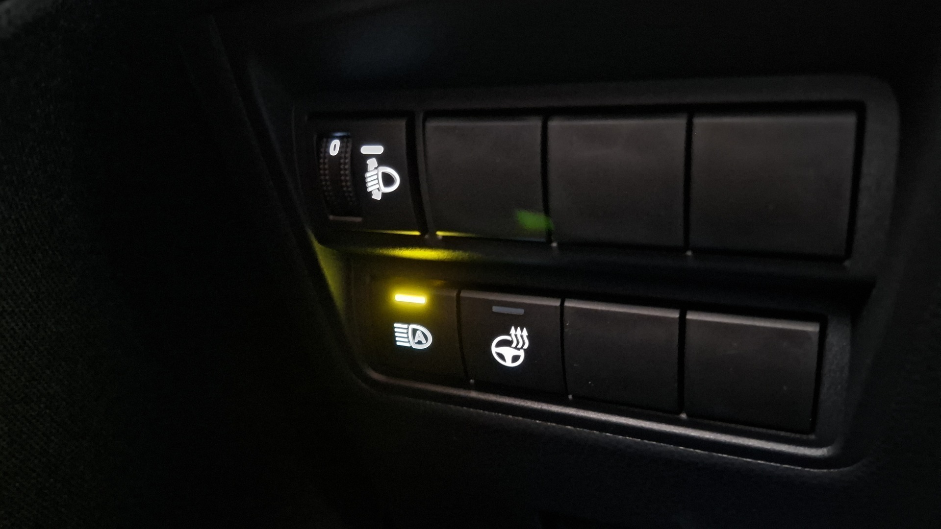 TOYOTA Yaris 2024