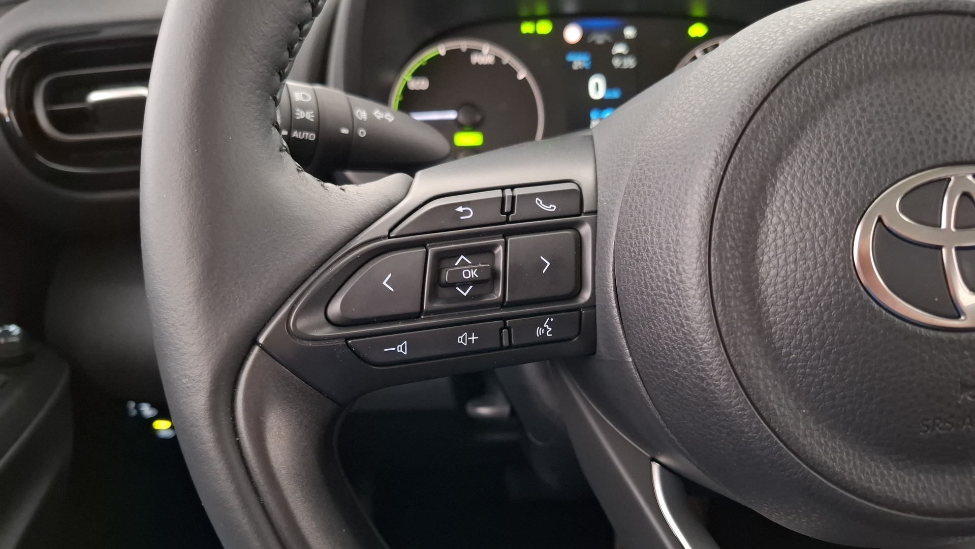 TOYOTA Yaris 2024