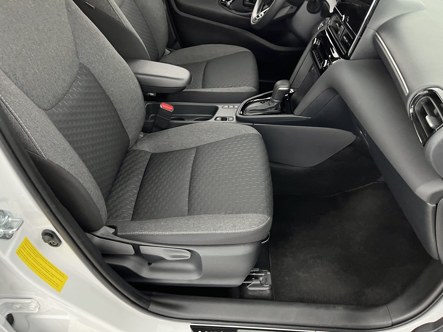 TOYOTA Yaris Cross 2025