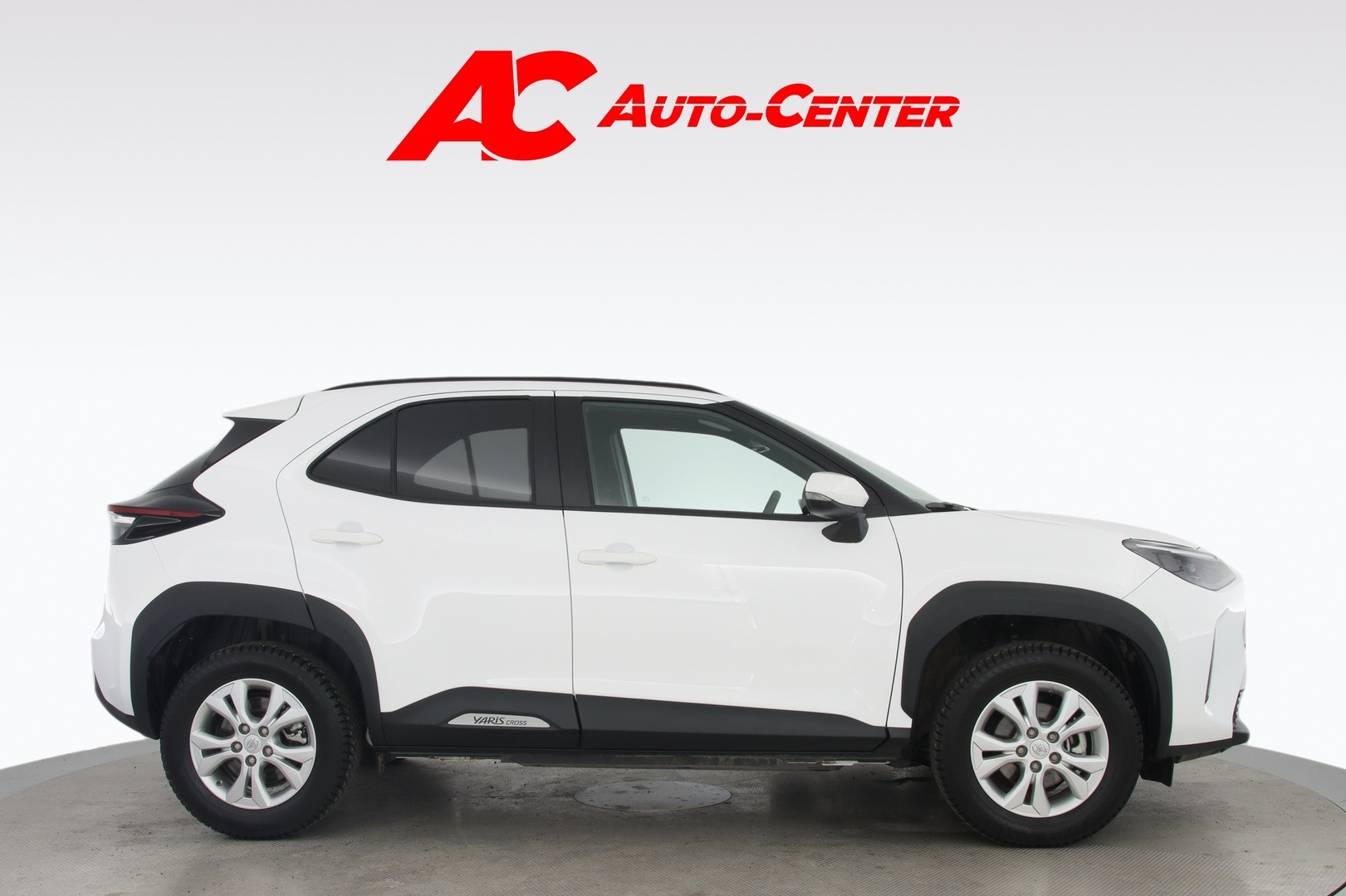 TOYOTA Yaris Cross 2025