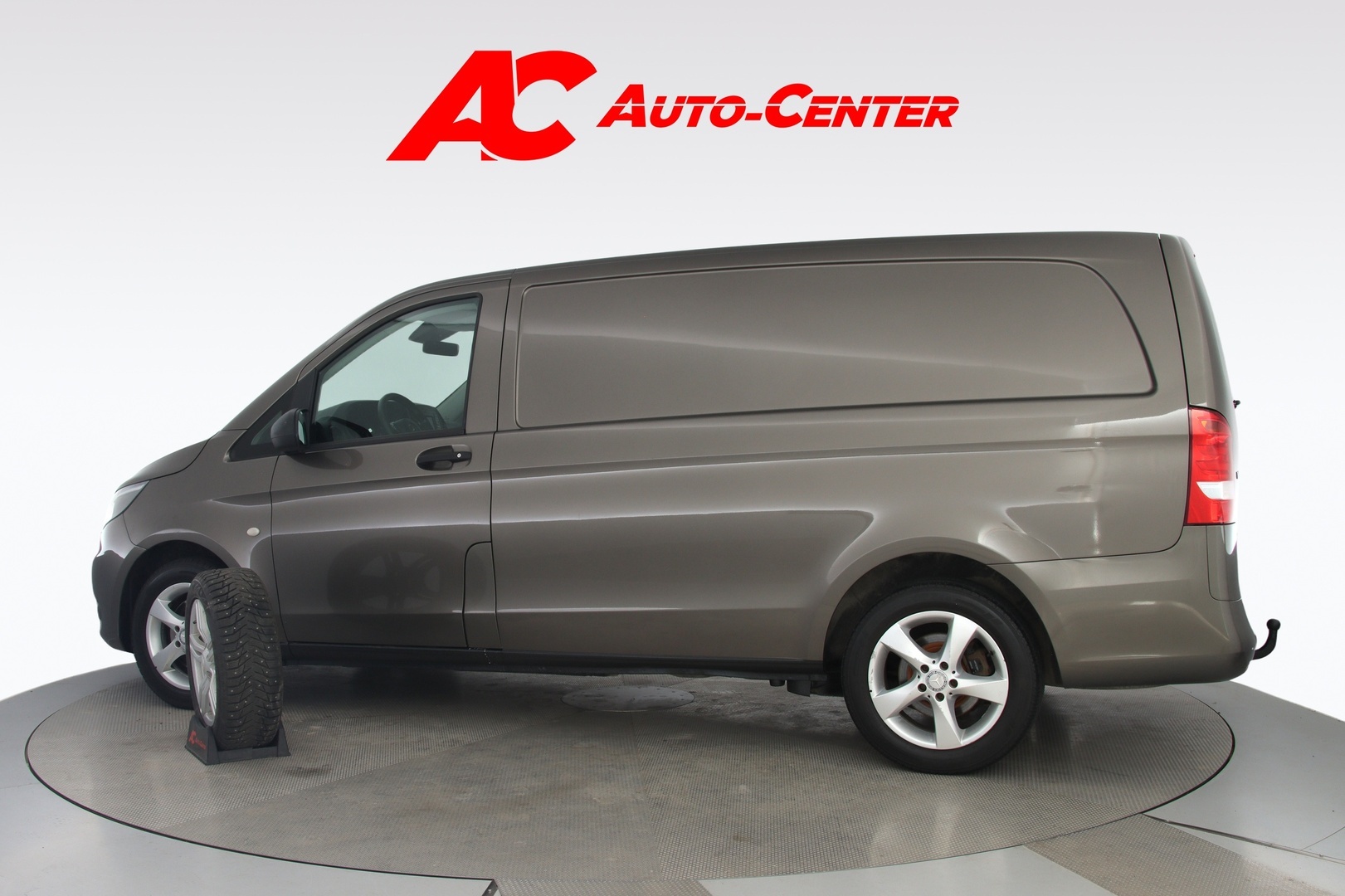 MERCEDES-BENZ Vito 2015