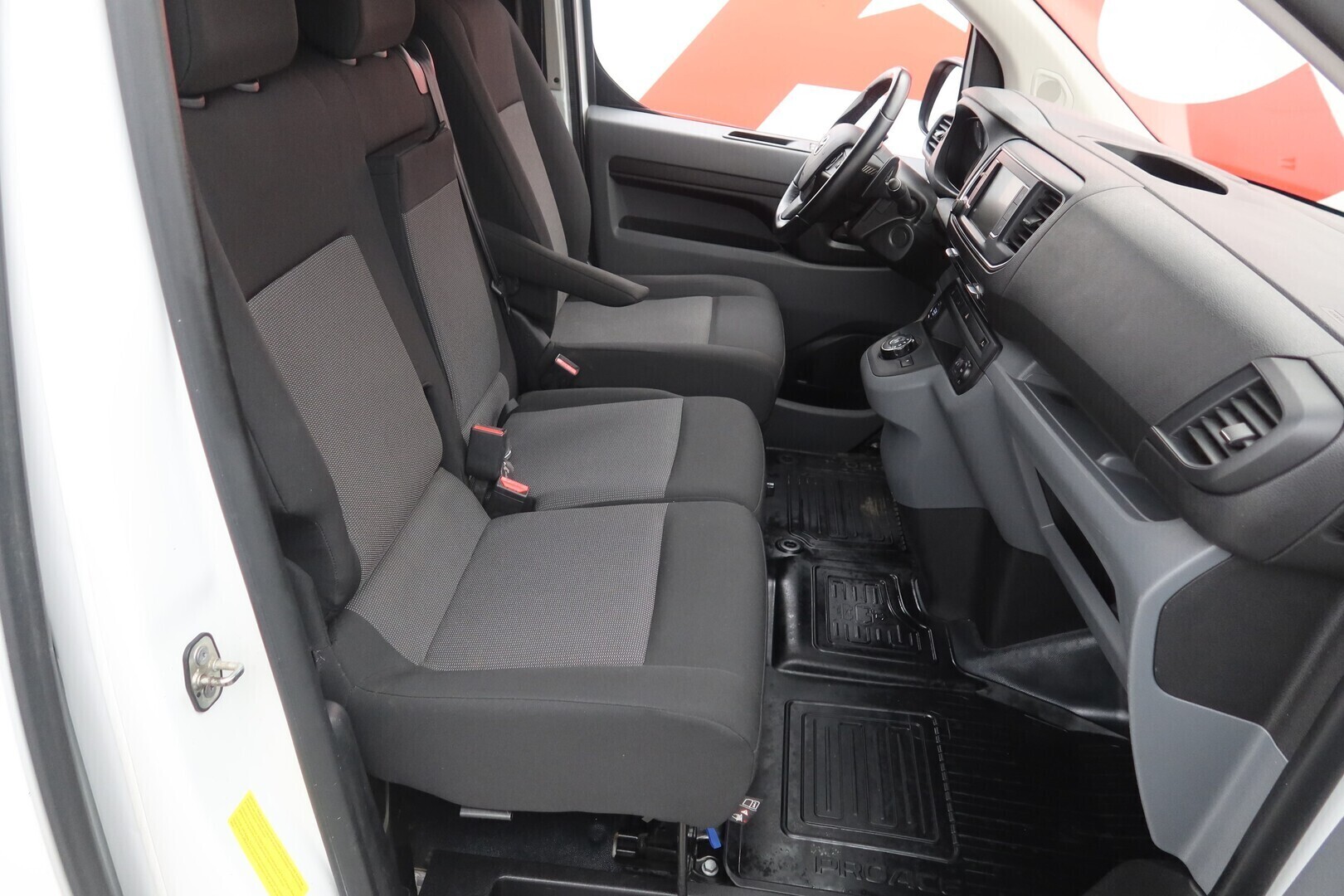 TOYOTA Proace 2022