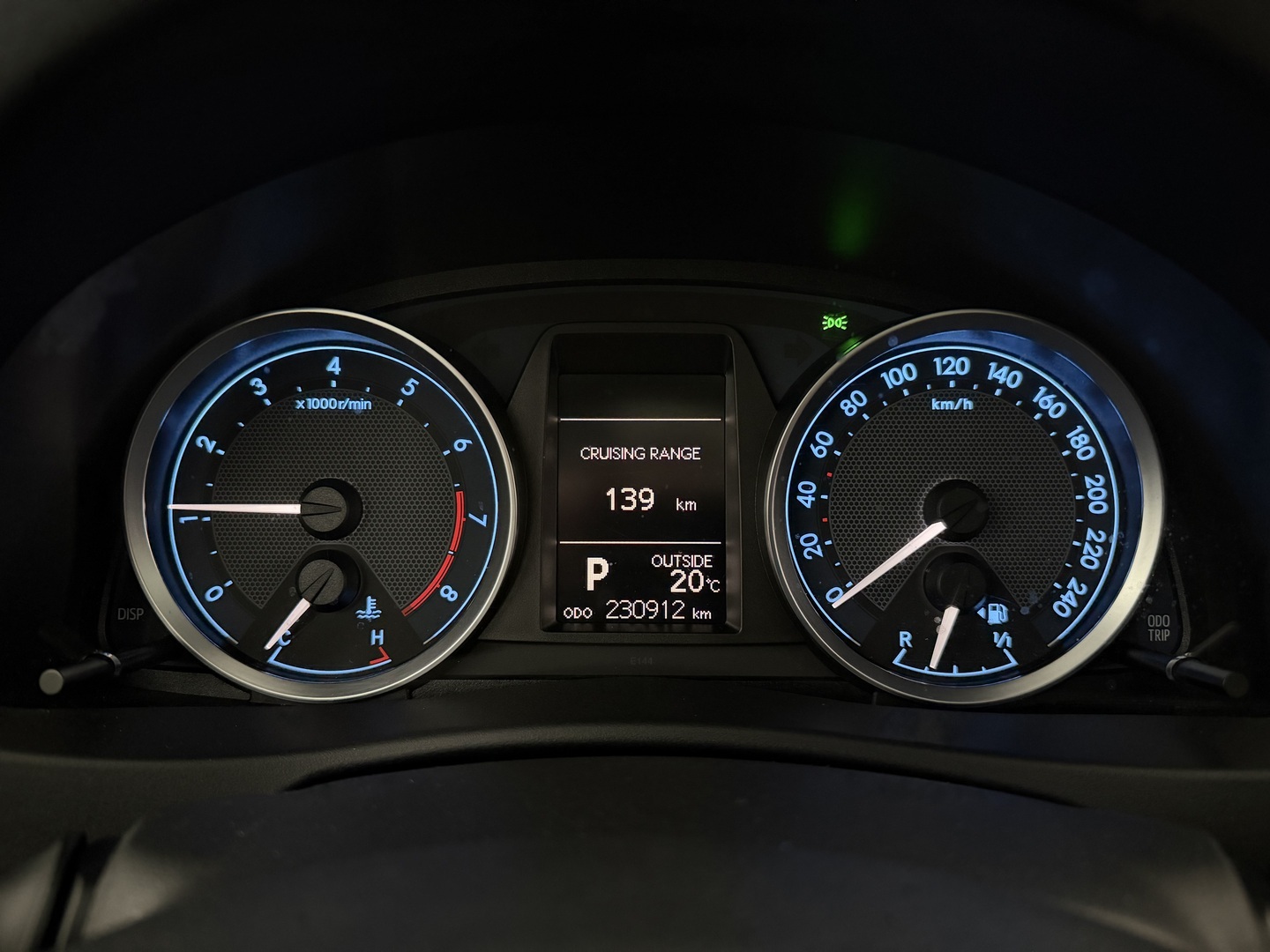 TOYOTA Auris 2013