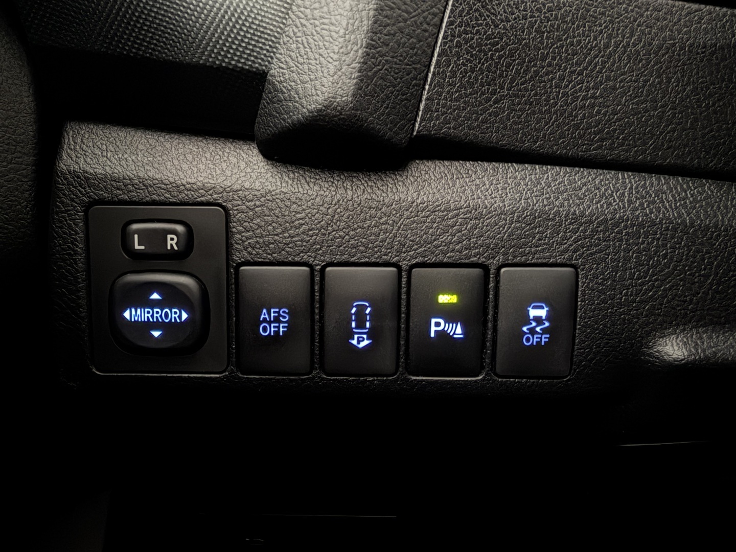 TOYOTA Auris 2013