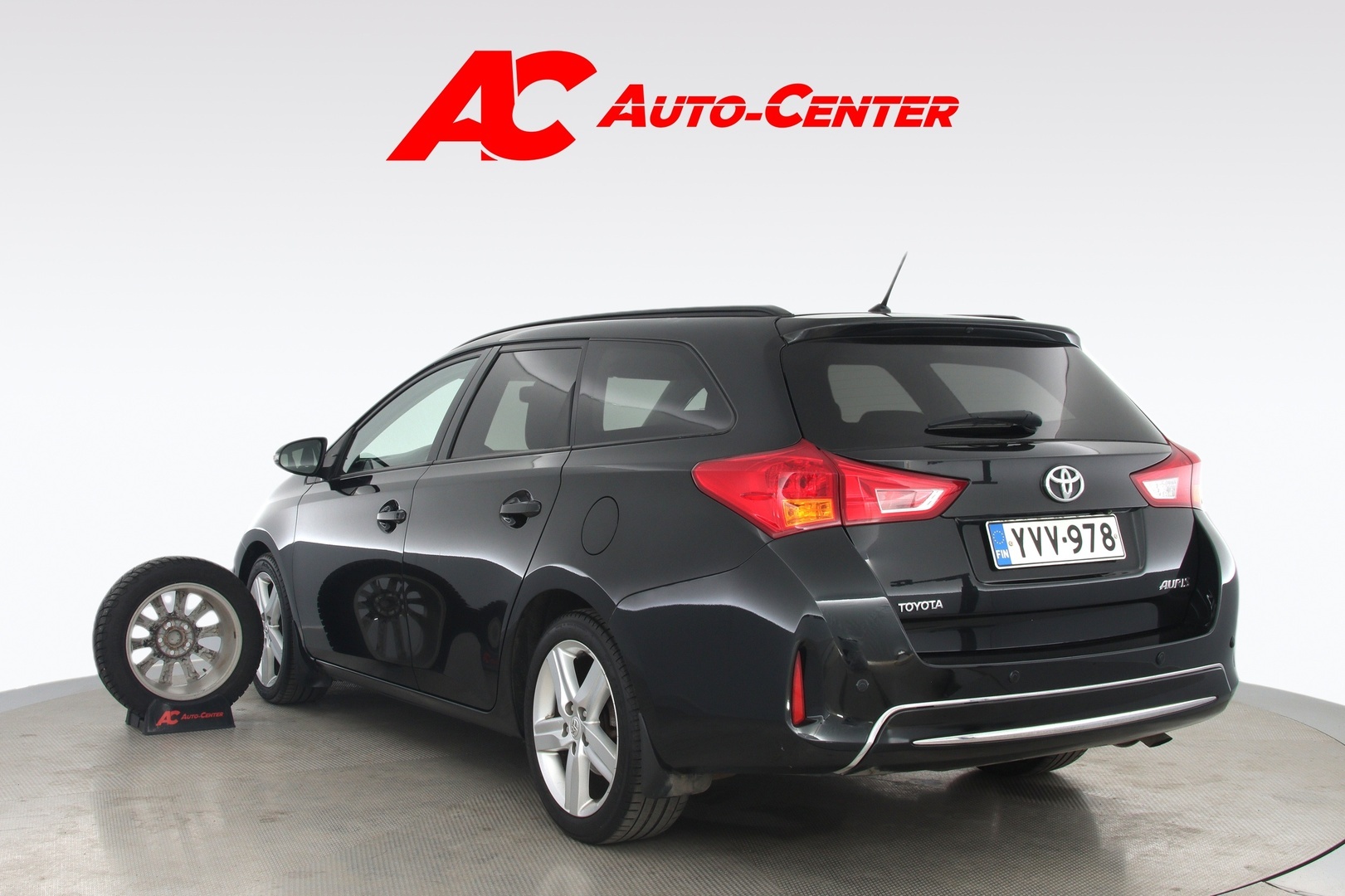TOYOTA Auris 2013