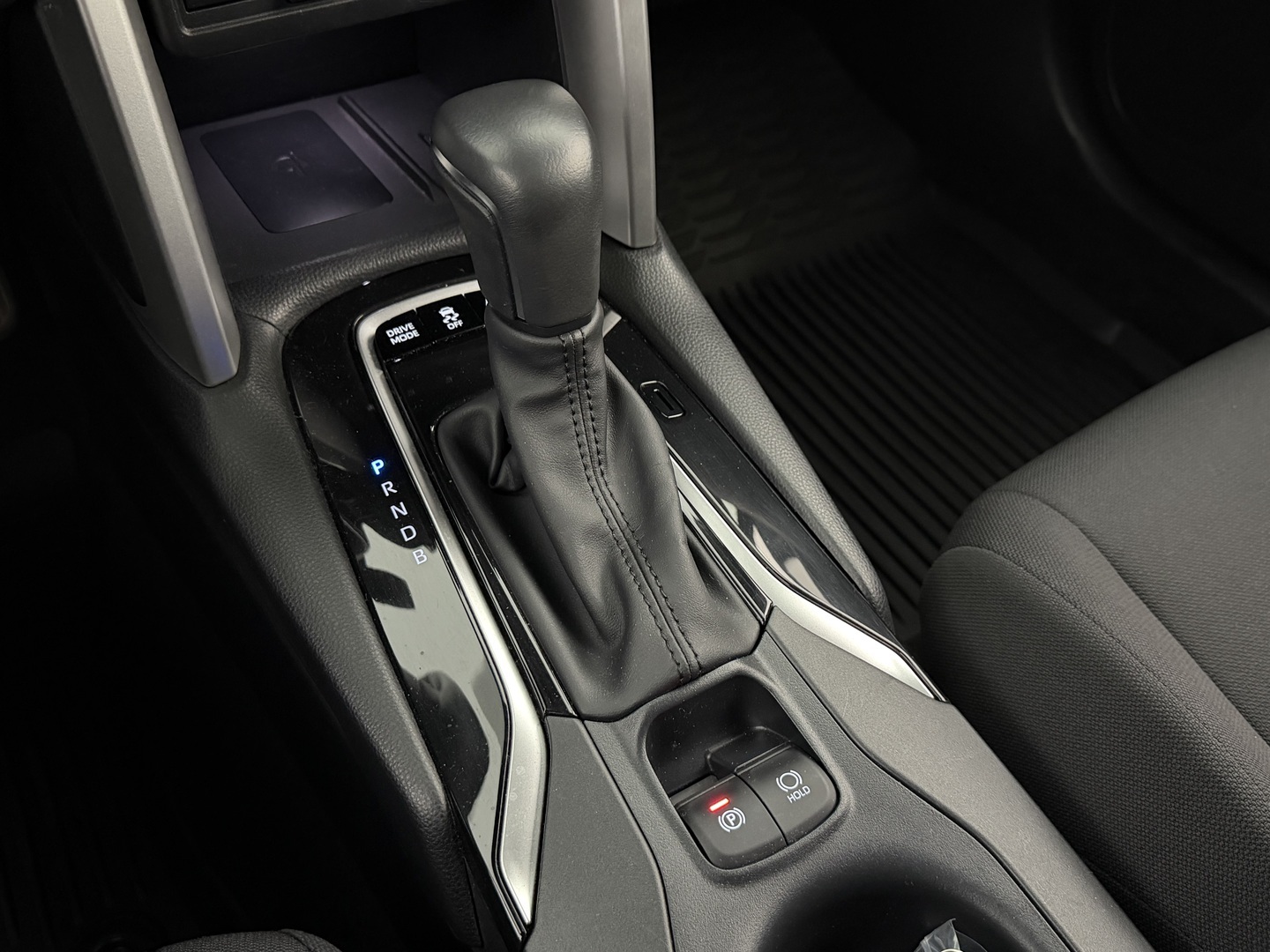 TOYOTA Corolla Cross 2024