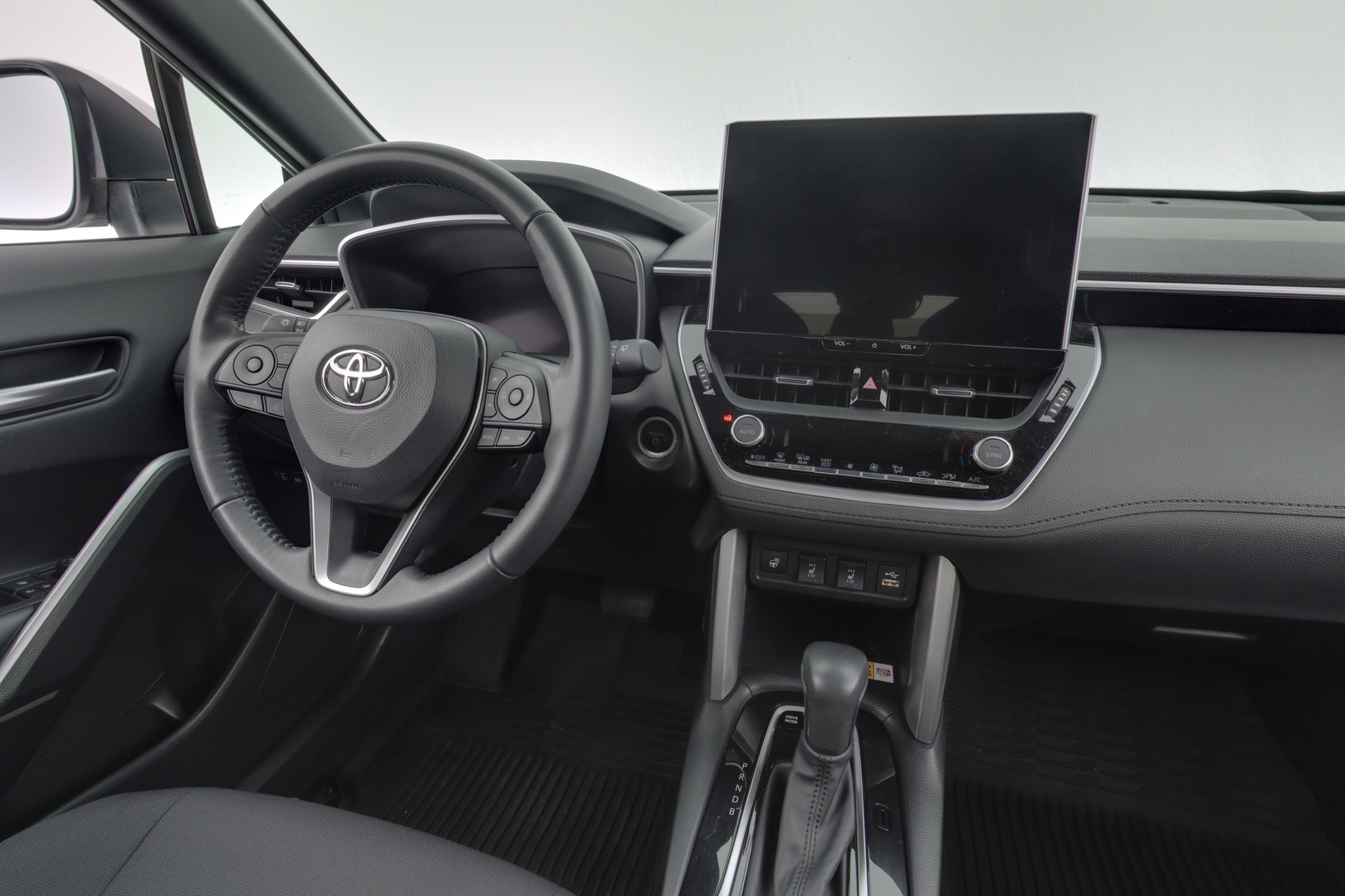 TOYOTA Corolla Cross 2024