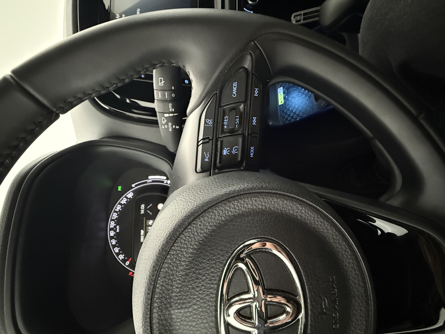 TOYOTA Aygo X 2022
