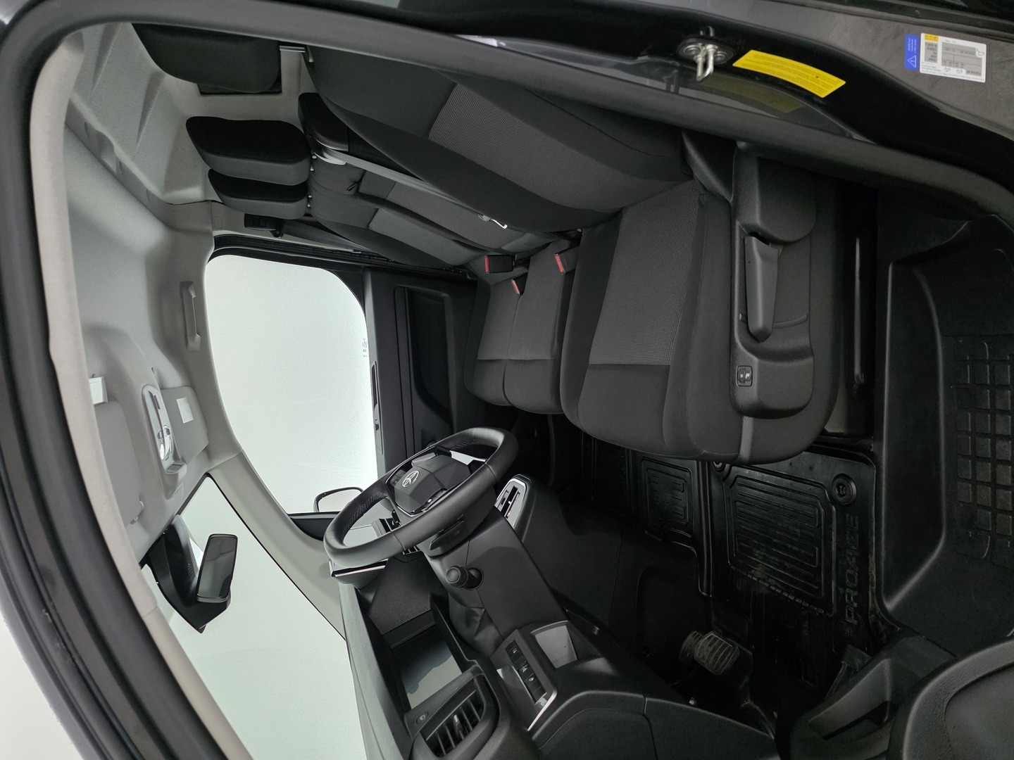 TOYOTA Proace 2025