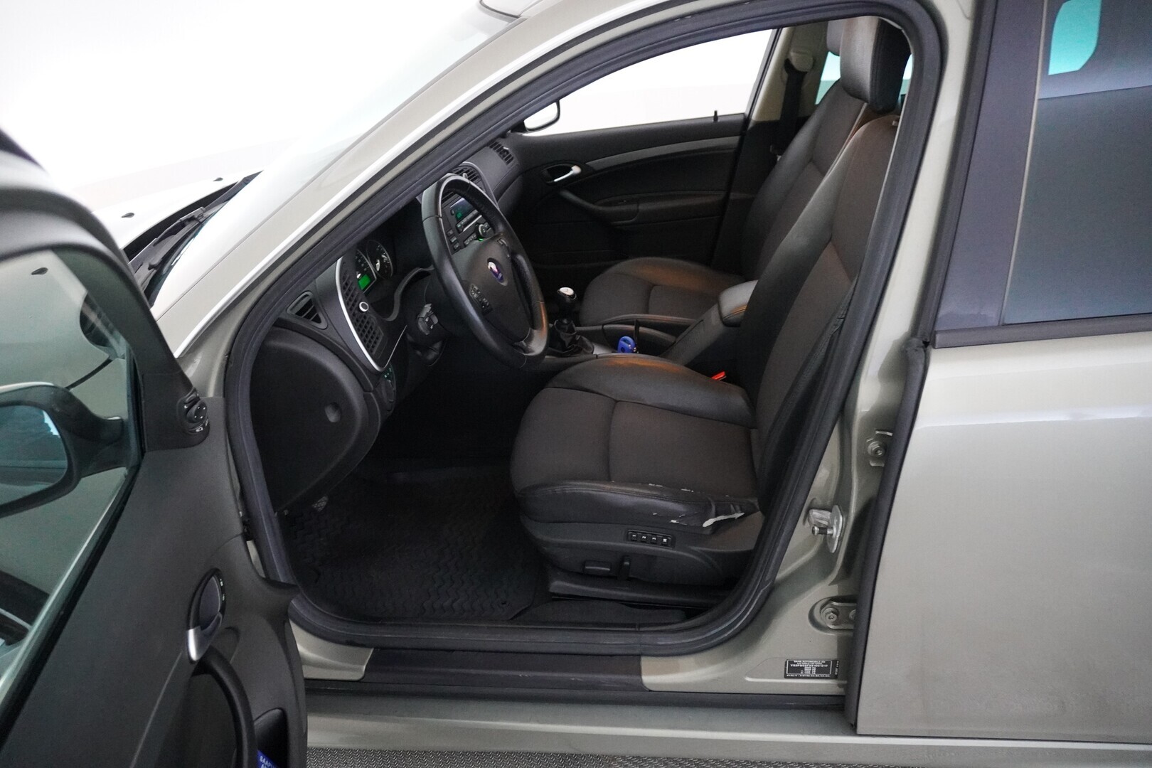 SAAB 9-3 2009