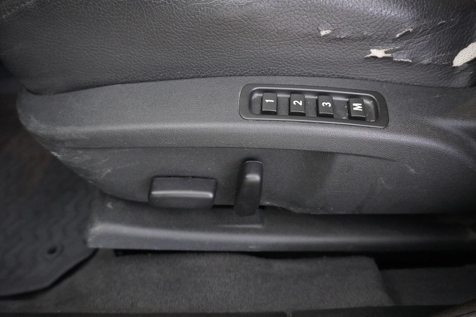 SAAB 9-3 2009