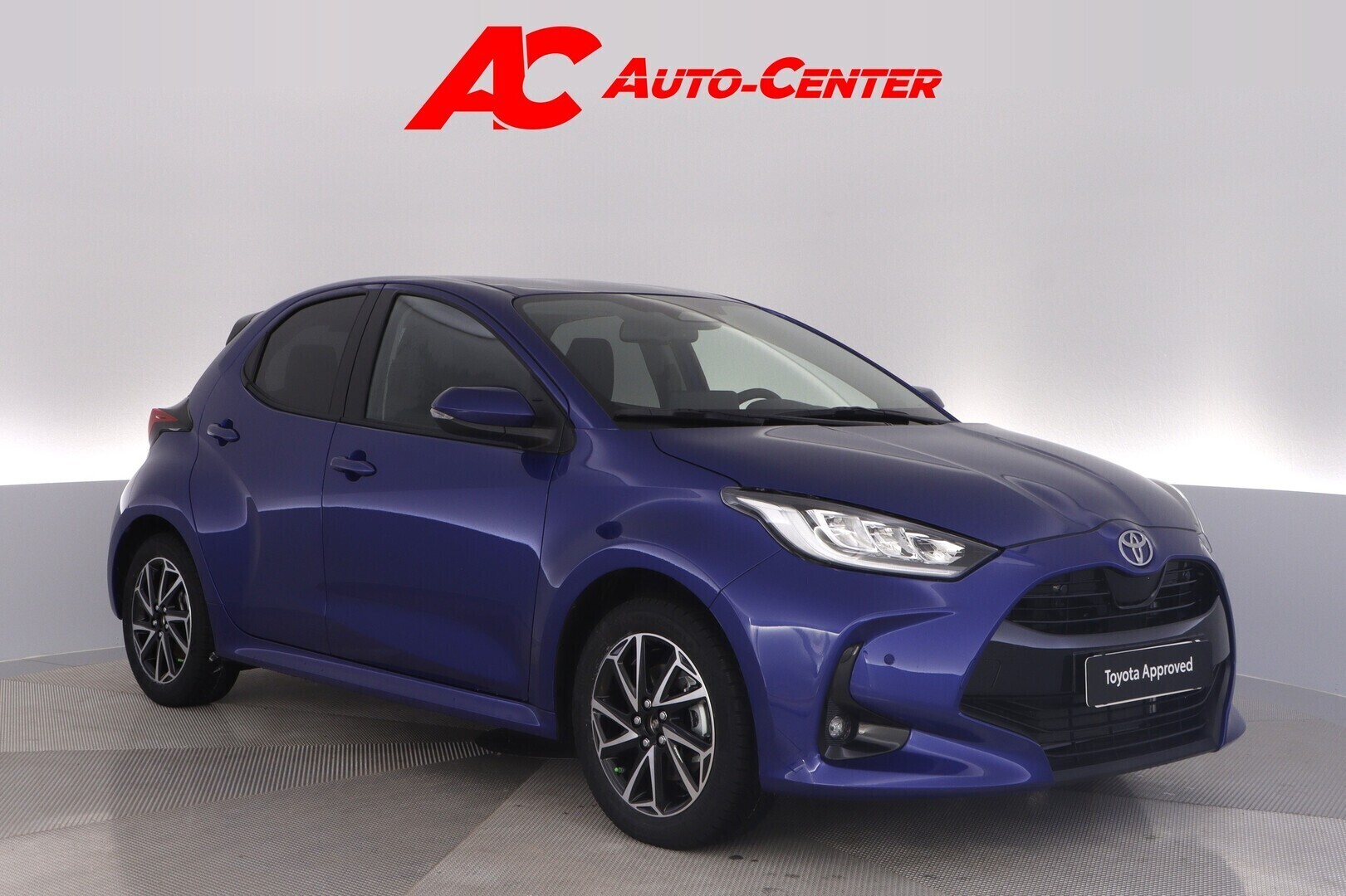 TOYOTA Yaris 2026