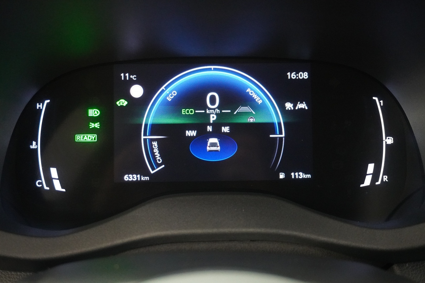 TOYOTA Yaris 2026