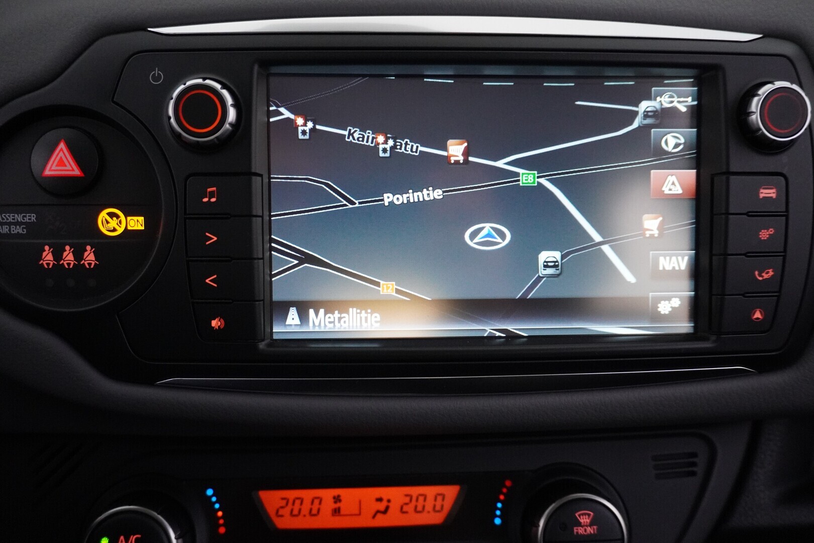 TOYOTA Yaris 2015